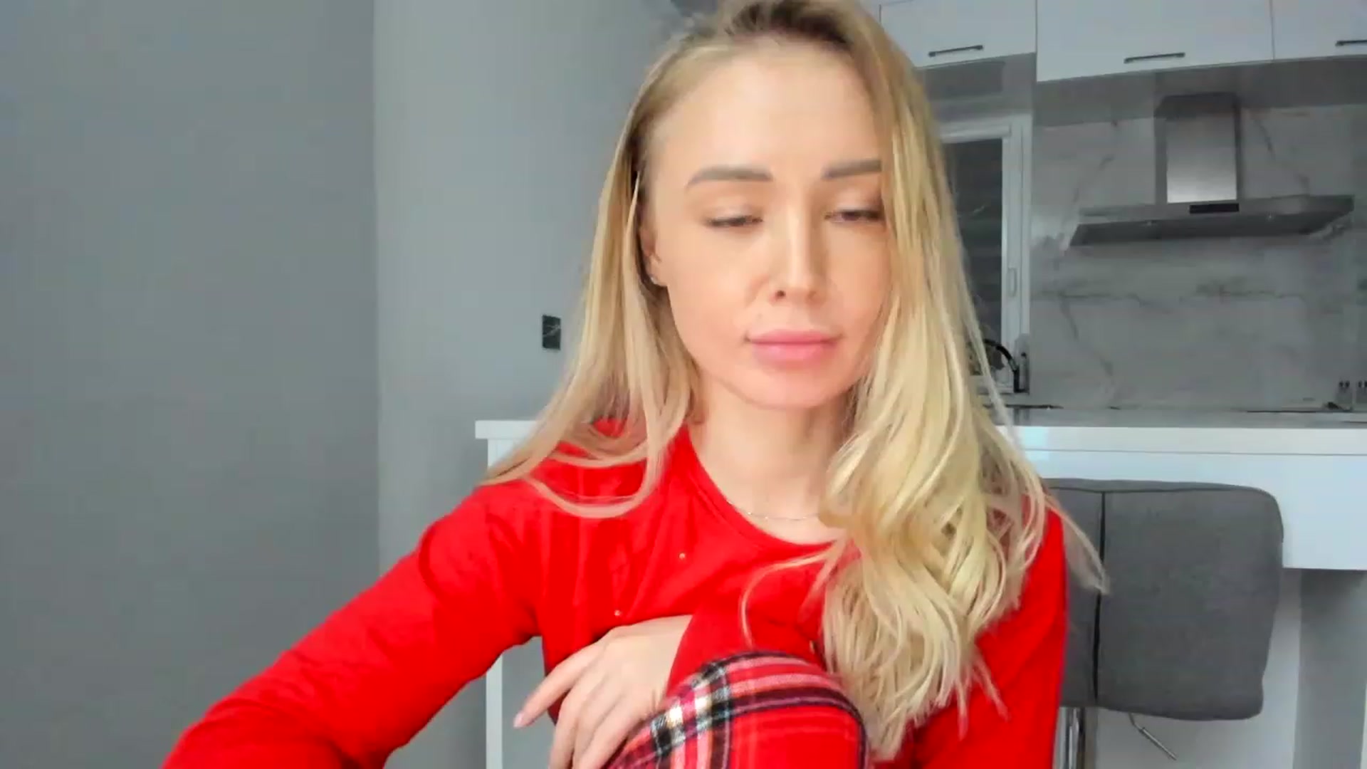 Gallery image thumbnail from AAA_Yas's myfreecams stream on, 12/05/2022, 24:38 image 10 of 20