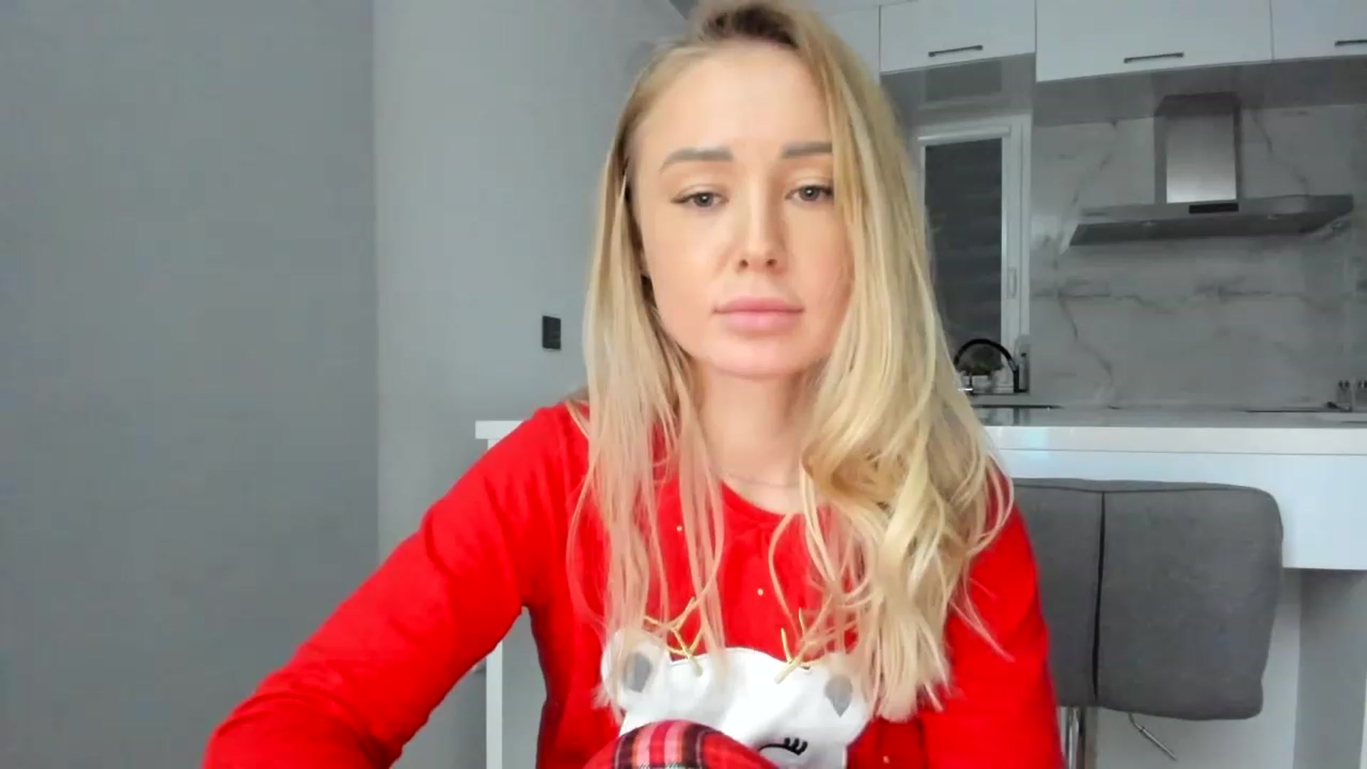 Gallery image thumbnail from AAA_Yas's myfreecams stream on, 12/05/2022, 24:38 image 18 of 20