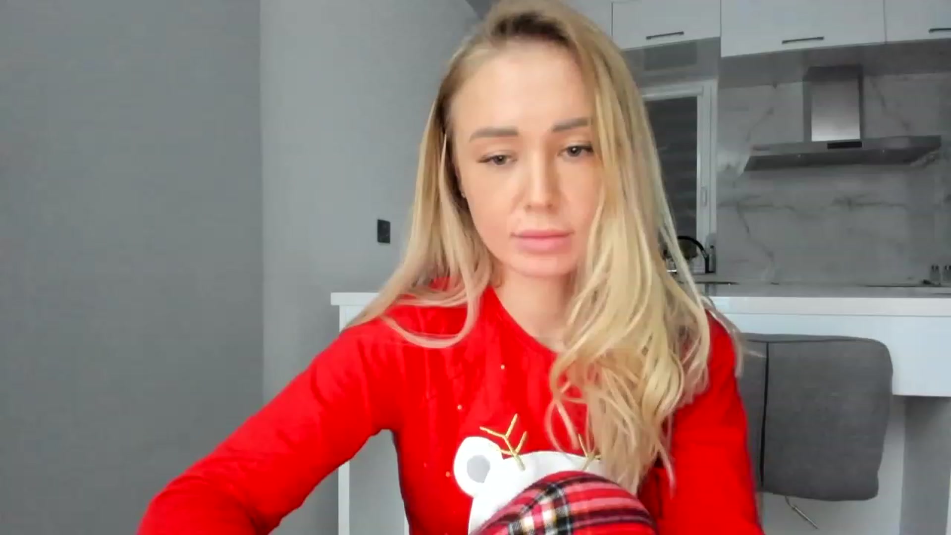 Gallery image thumbnail from AAA_Yas's myfreecams stream on, 12/05/2022, 24:38 image 9 of 20