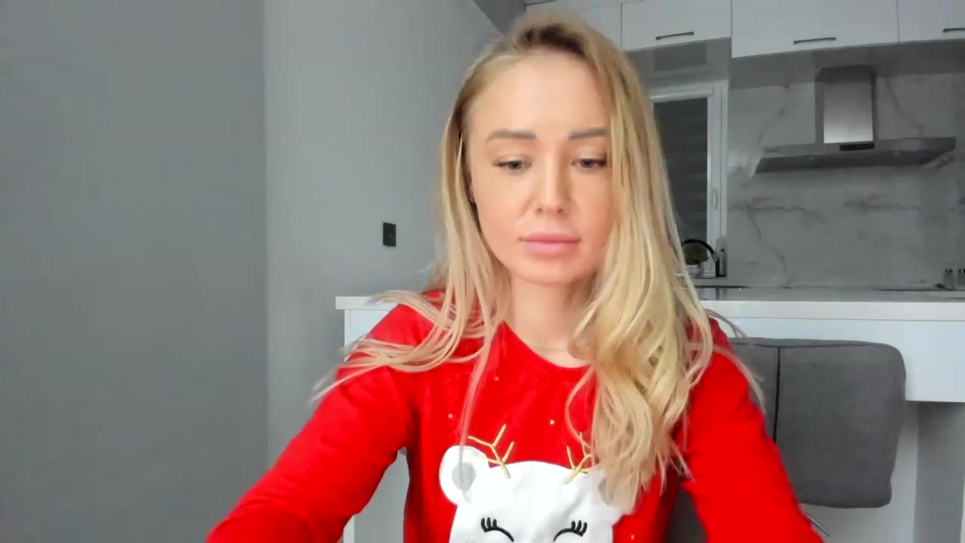 Gallery image thumbnail from AAA_Yas's myfreecams stream on, 12/05/2022, 24:38 image 13 of 20
