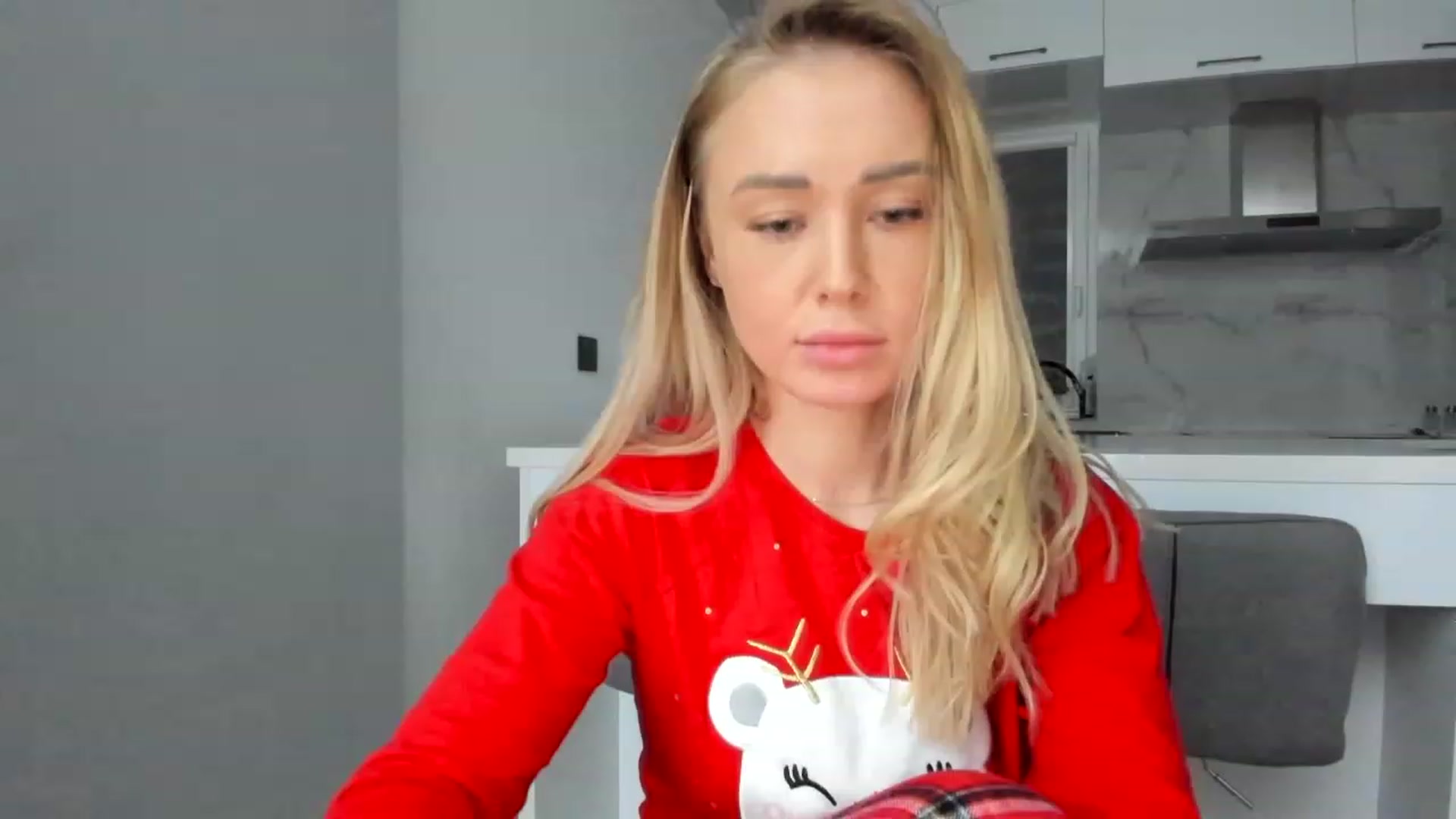 Gallery image thumbnail from AAA_Yas's myfreecams stream on, 12/05/2022, 24:38 image 5 of 20