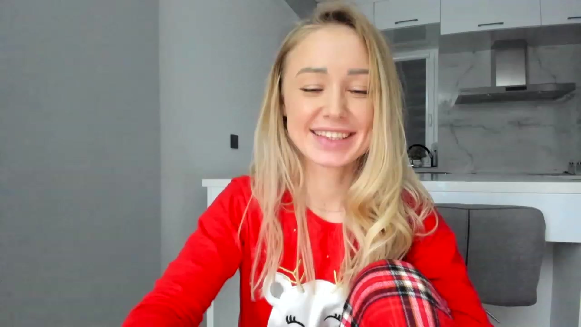 Gallery image thumbnail from AAA_Yas's myfreecams stream on, 12/05/2022, 24:38 image 20 of 20