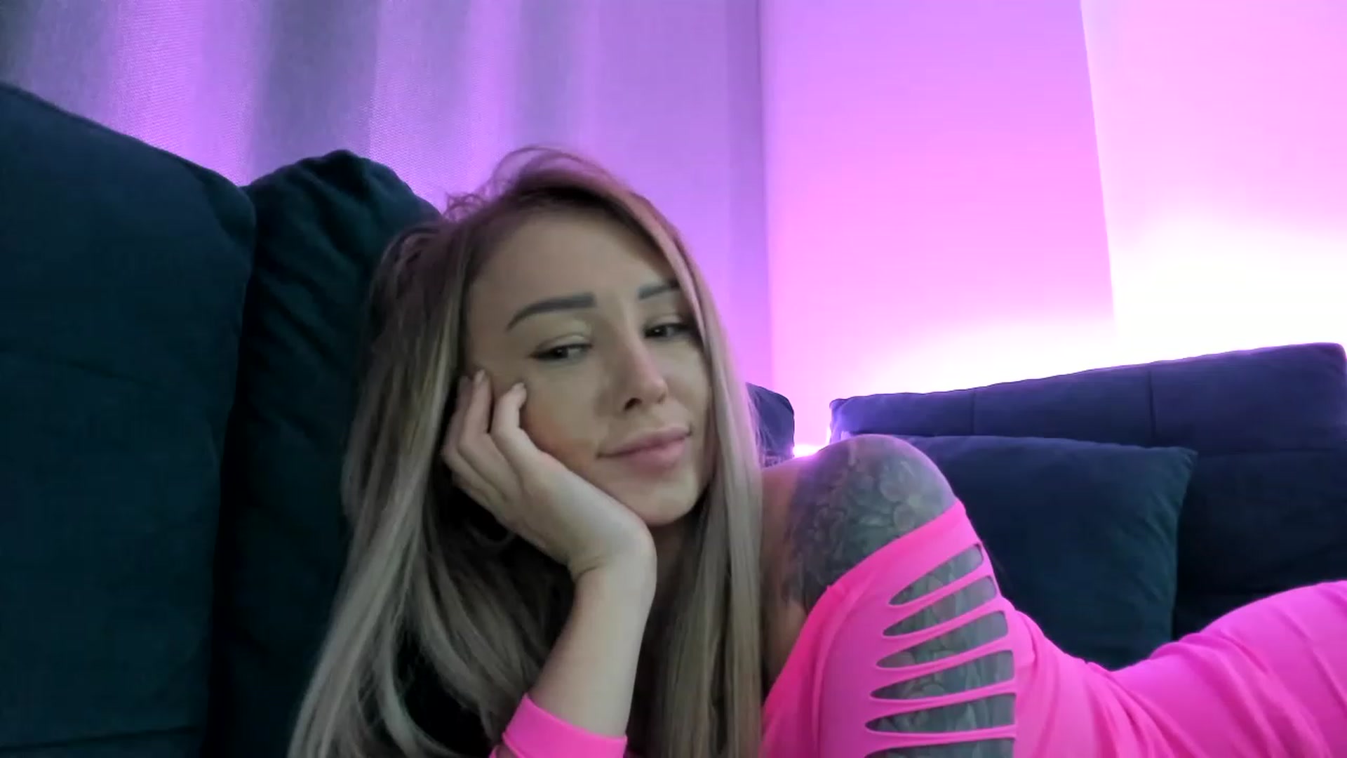 Gallery image thumbnail from AAA_Yas's myfreecams stream on, 12/08/2022, 24:29 image 9 of 20
