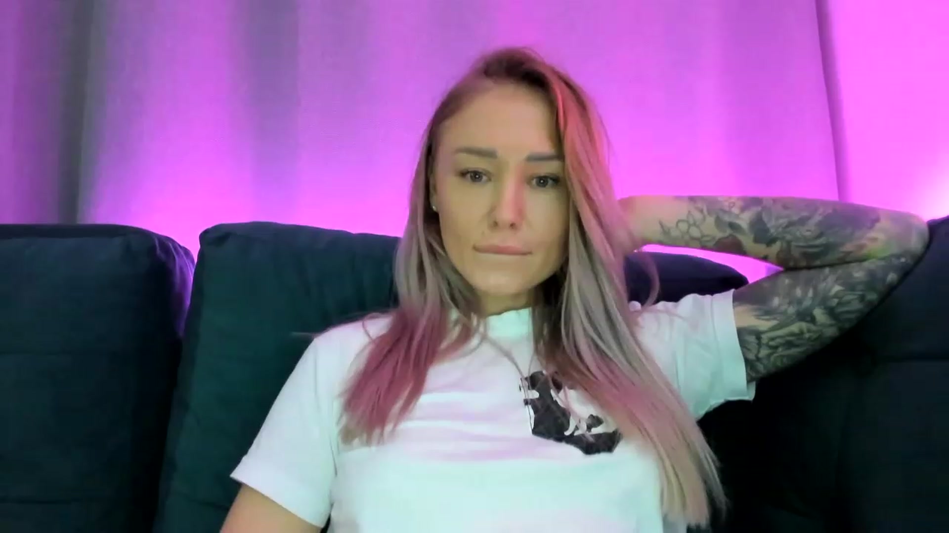 Gallery image thumbnail from AAA_Yas's myfreecams stream on, 12/09/2022, 24:03 image 14 of 20