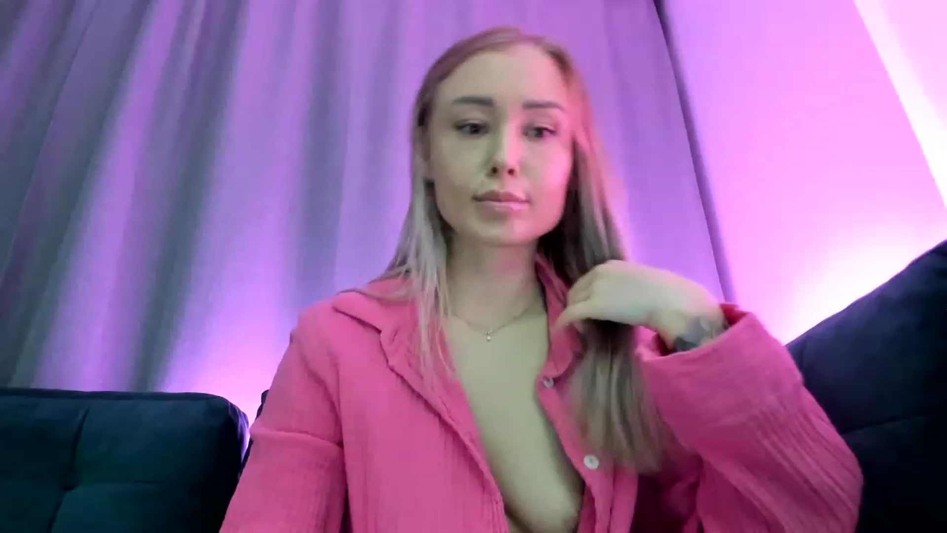 Gallery image thumbnail from AAA_Yas's myfreecams stream on, 12/09/2022, 18:42 image 1 of 20