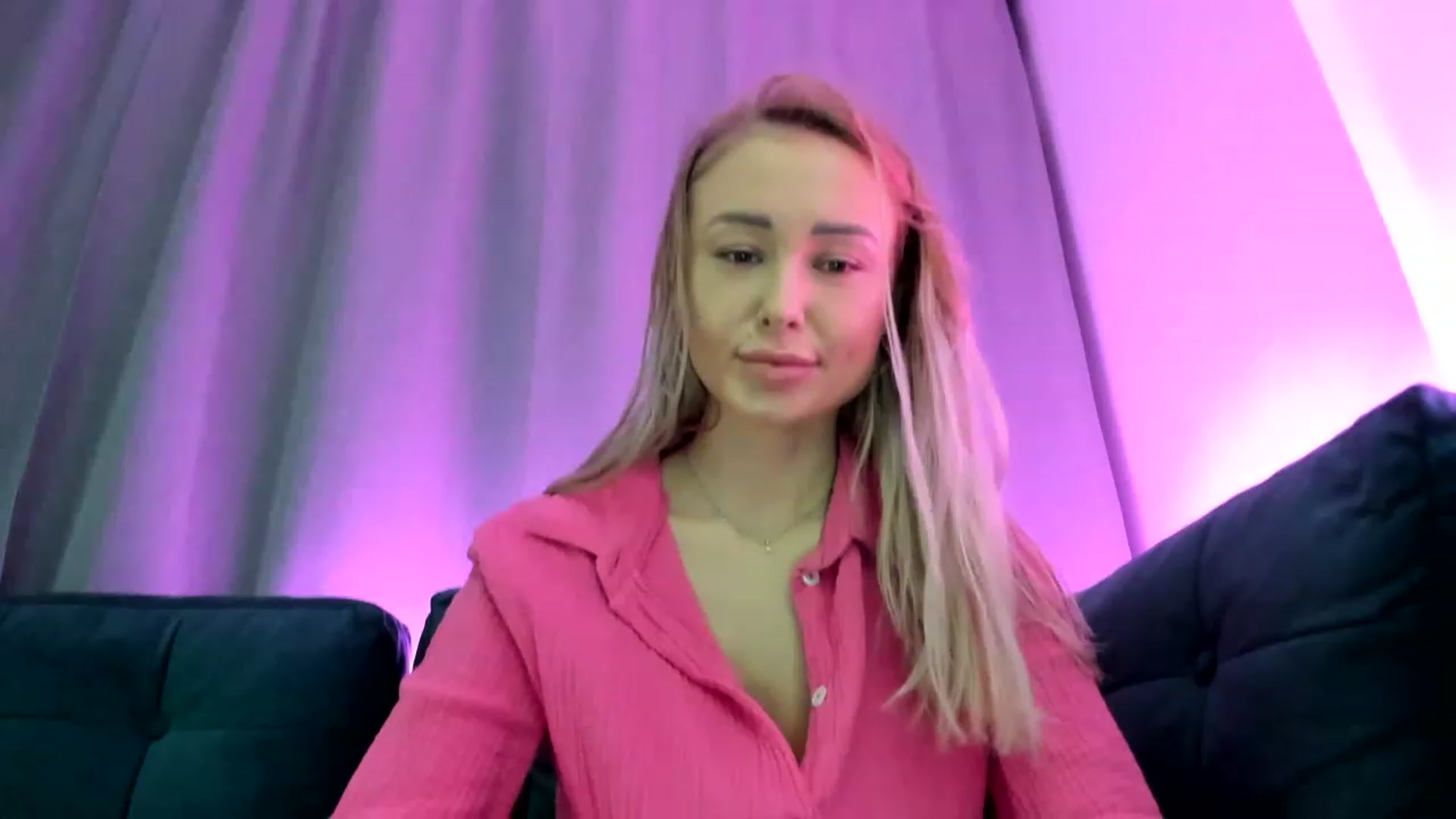 Gallery image thumbnail from AAA_Yas's myfreecams stream on, 12/09/2022, 18:42 image 12 of 20