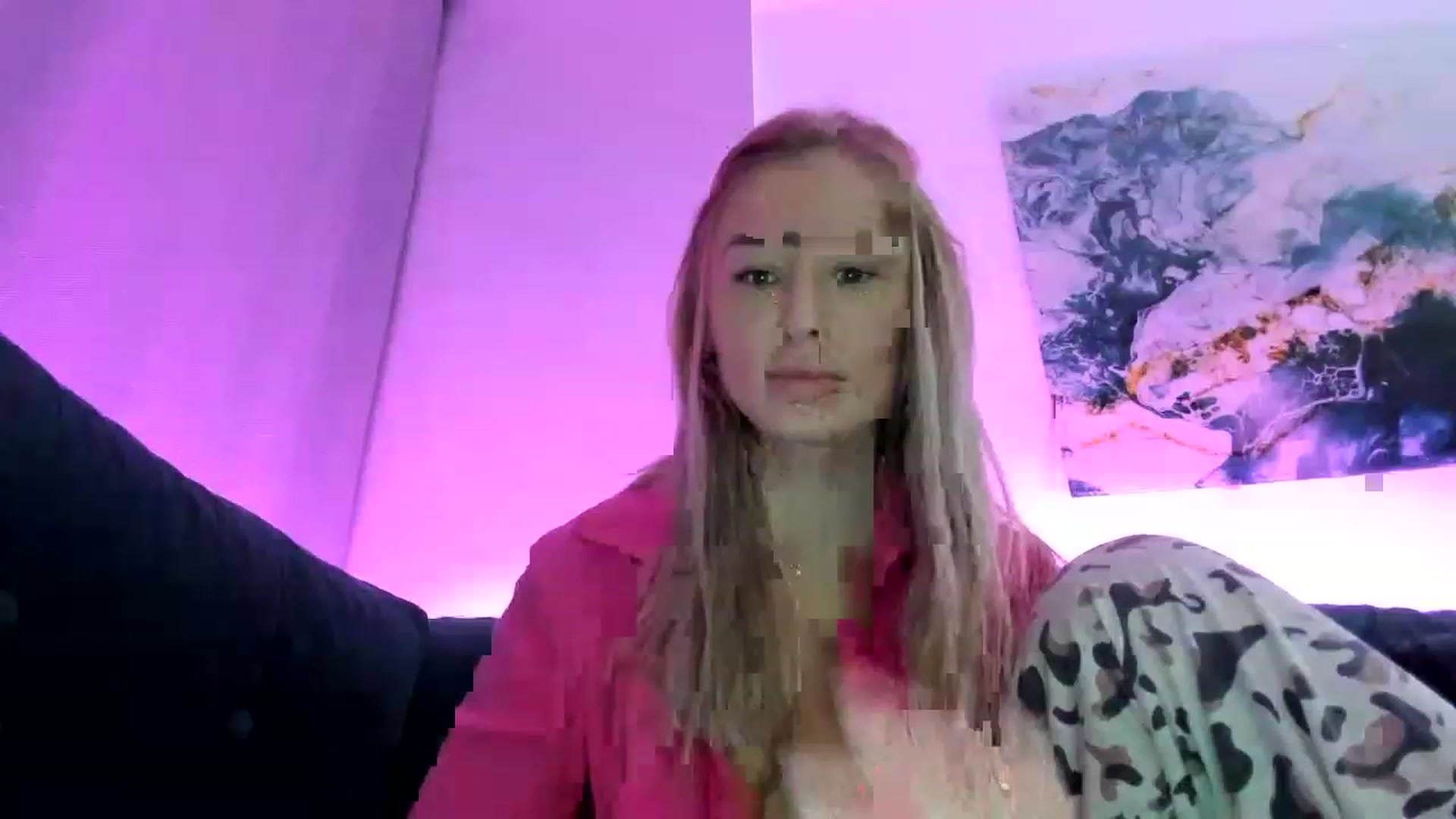 Gallery image thumbnail from AAA_Yas's myfreecams stream on, 12/12/2022, 24:08 image 13 of 20