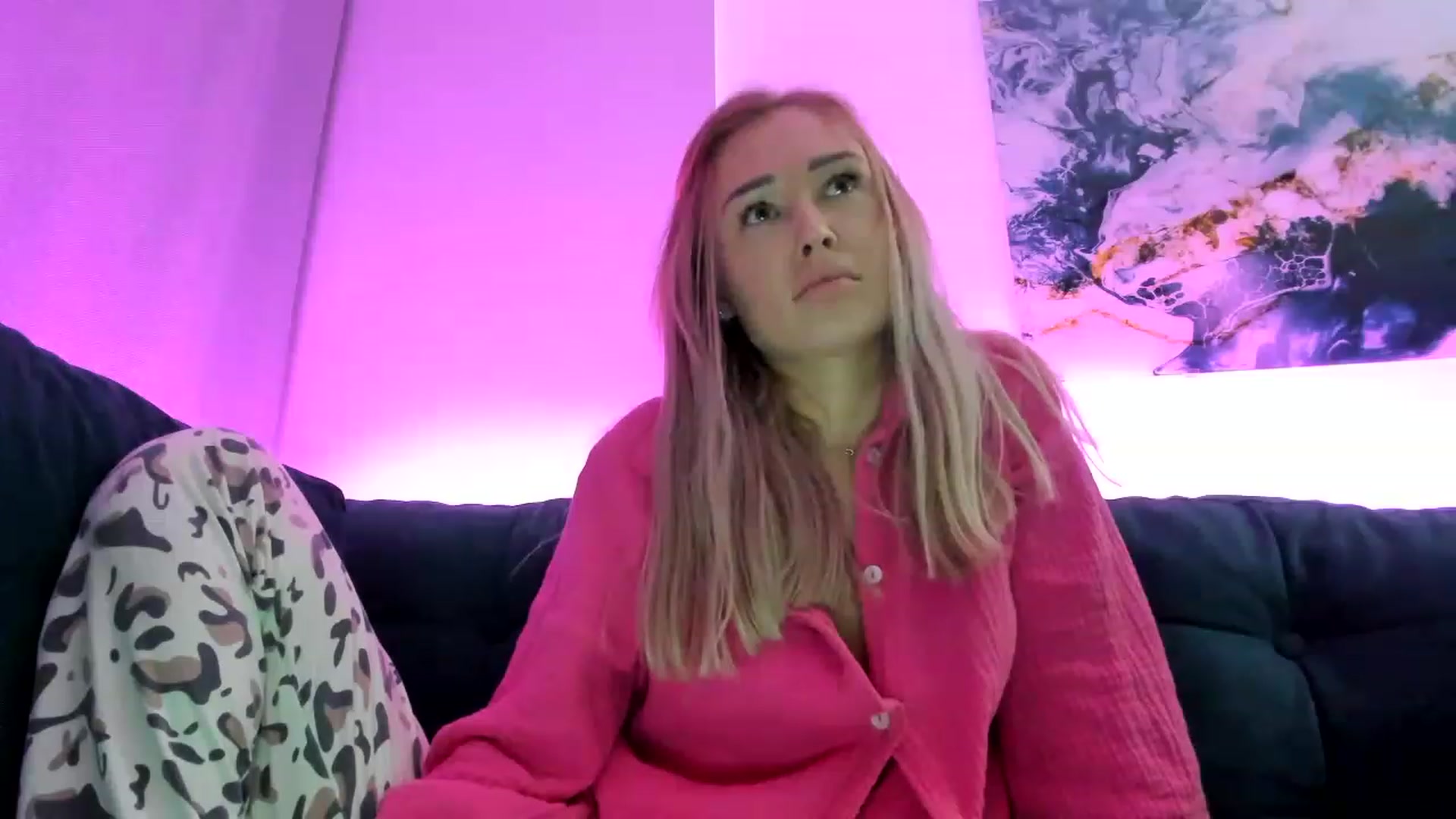 Gallery image thumbnail from AAA_Yas's myfreecams stream on, 12/12/2022, 24:08 image 20 of 20