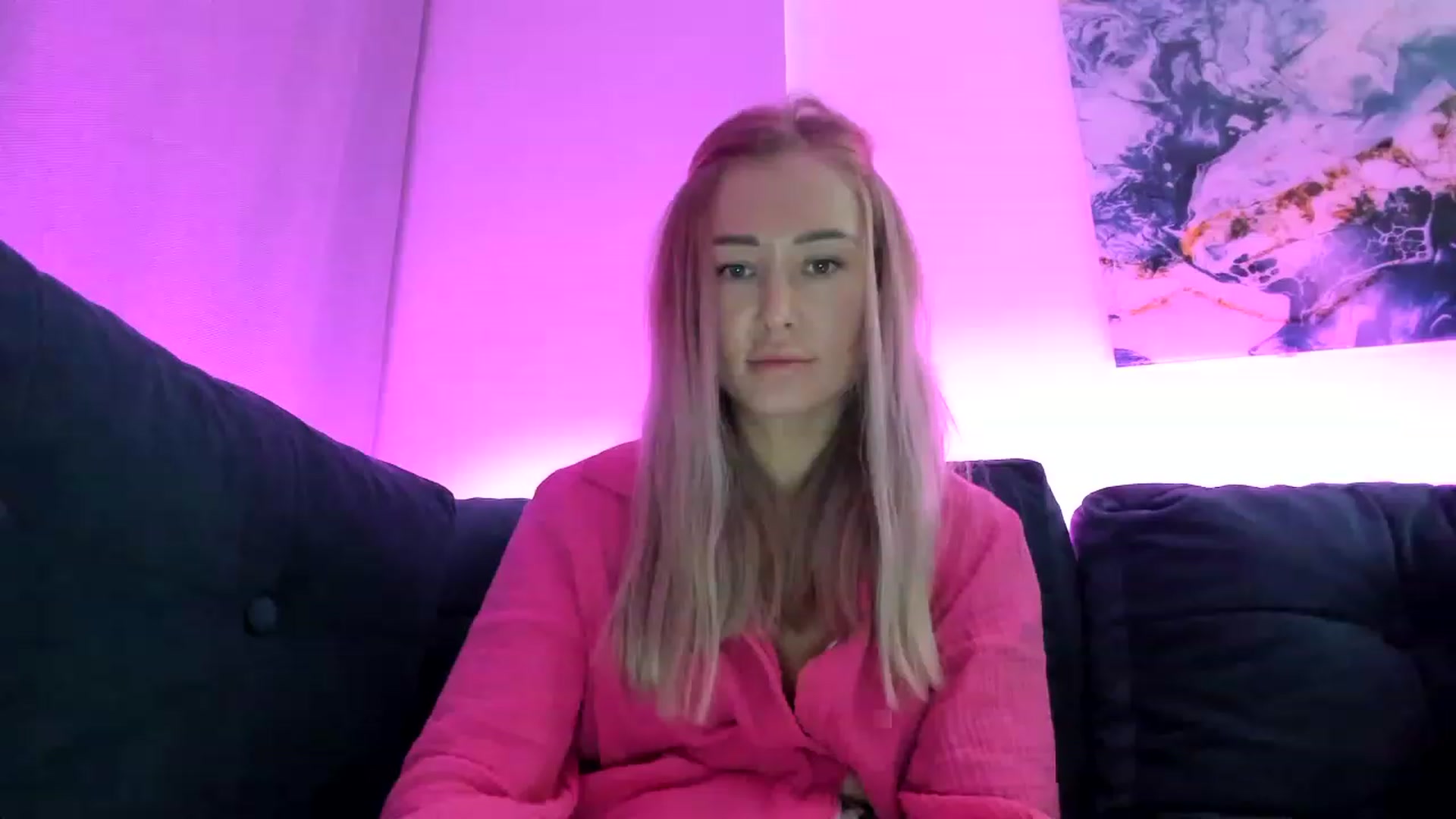 Gallery image thumbnail from AAA_Yas's myfreecams stream on, 12/12/2022, 24:08 image 6 of 20