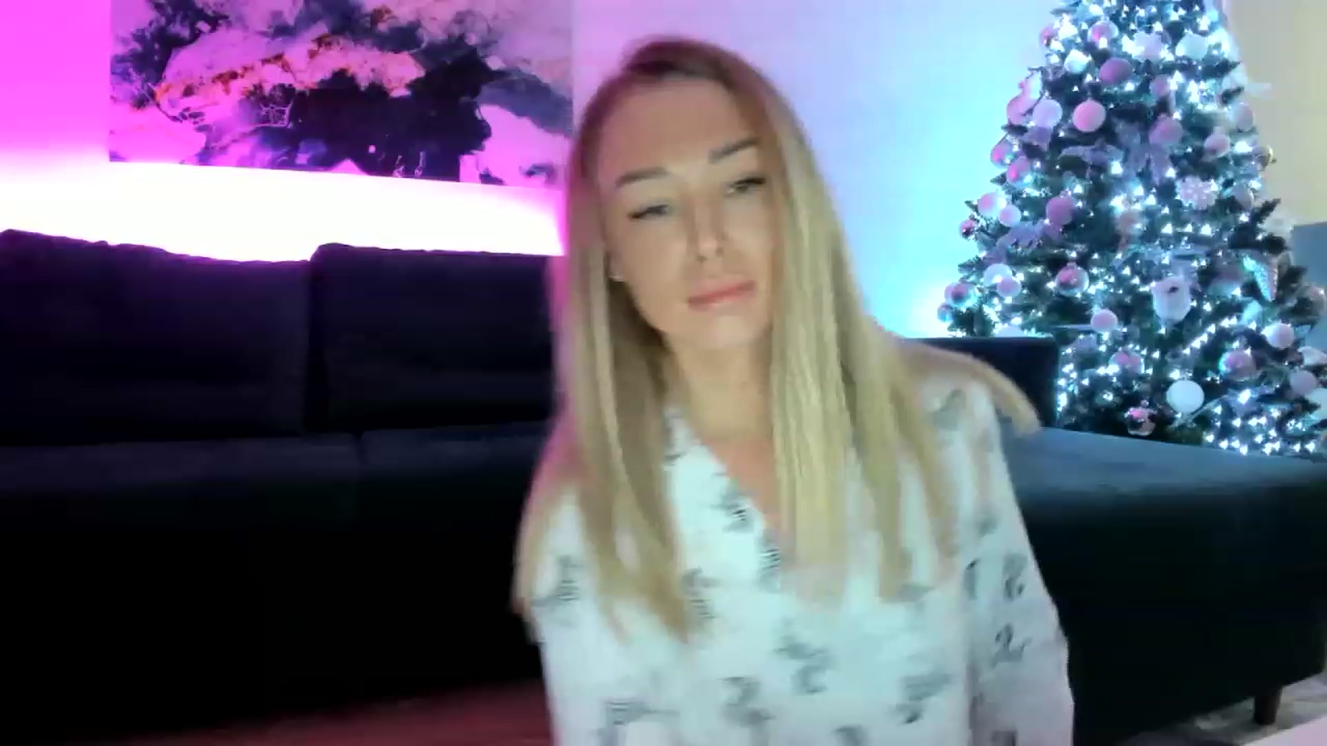 Gallery image thumbnail from AAA_Yas's myfreecams stream on, 12/21/2022, 23:00 image 11 of 20