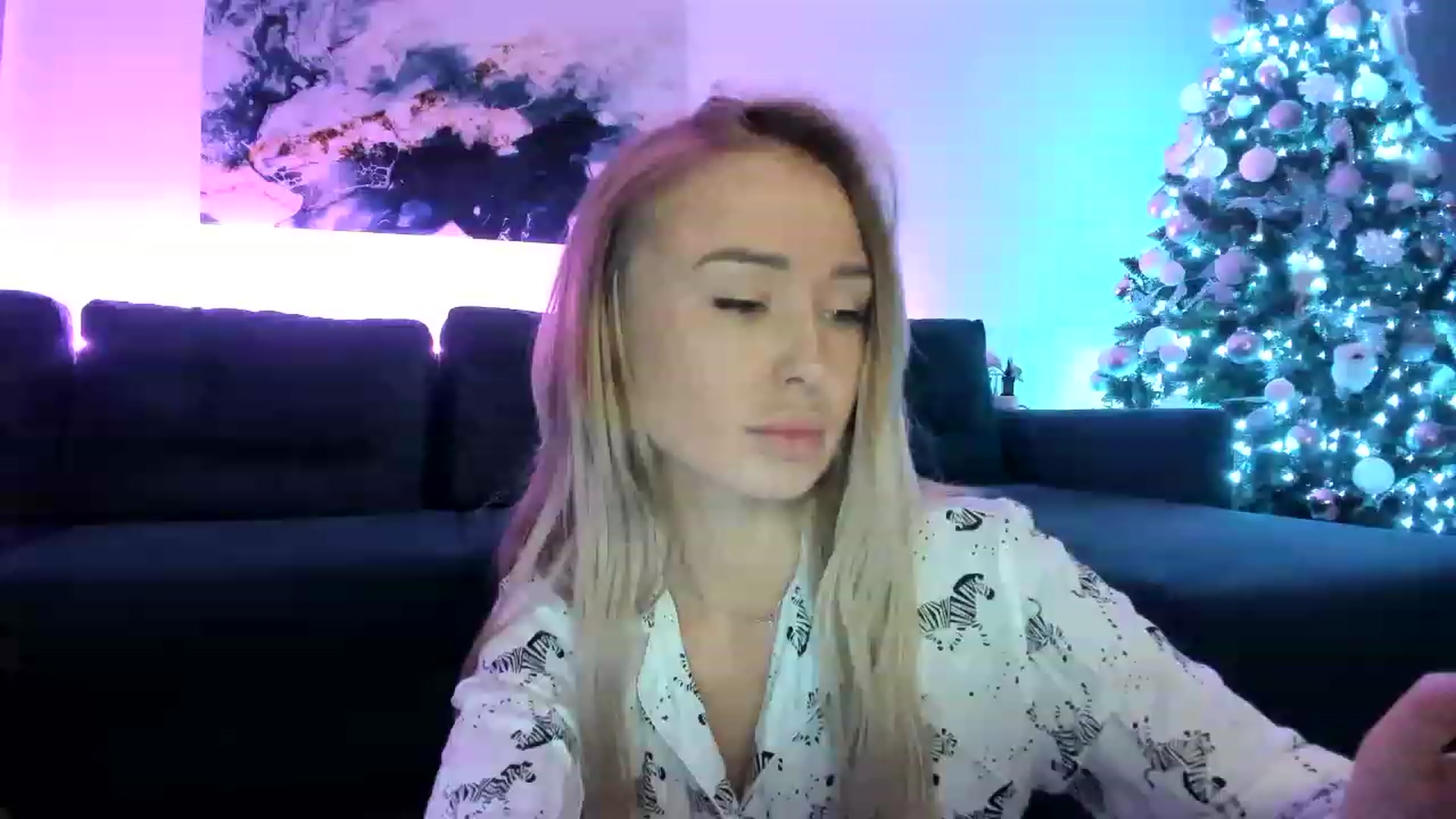 Gallery image thumbnail from AAA_Yas's myfreecams stream on, 12/26/2022, 22:34 image 17 of 20