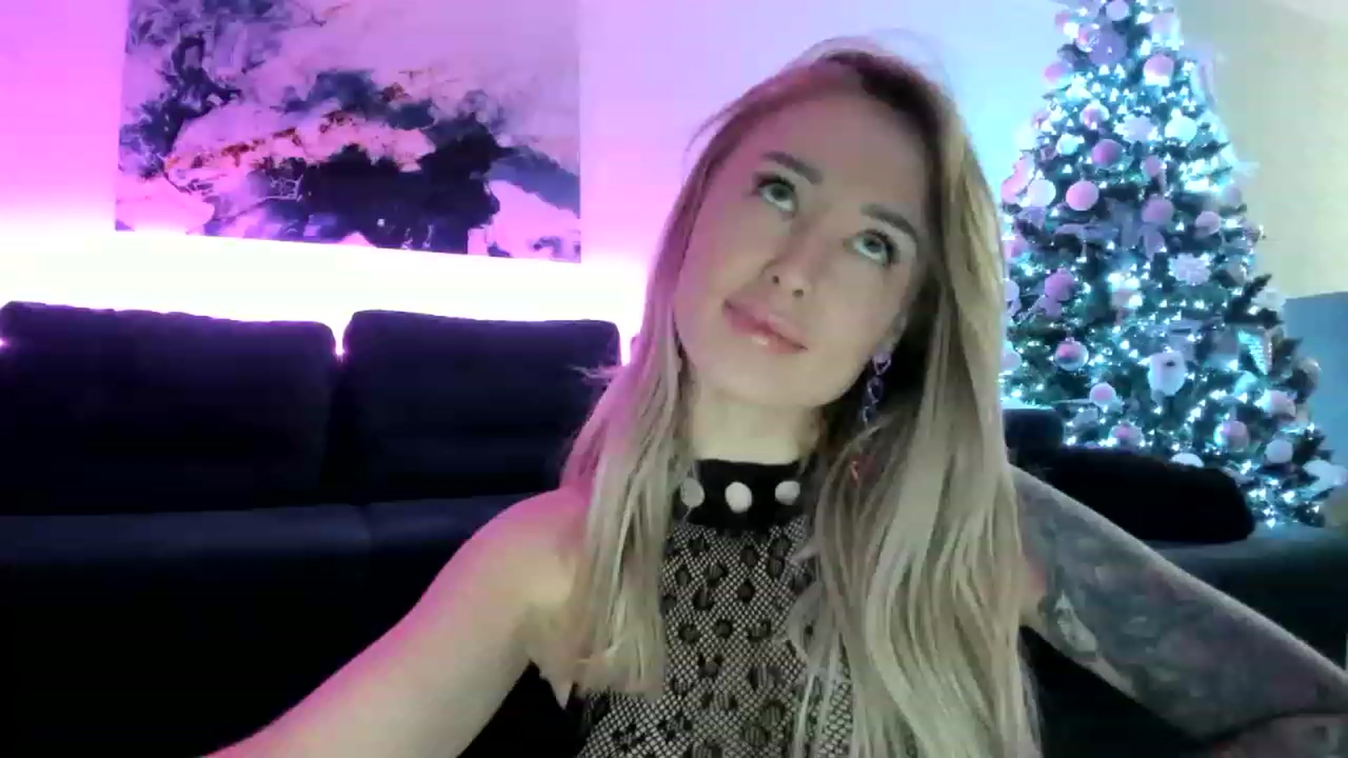Gallery image thumbnail from AAA_Yas's myfreecams stream on, 12/26/2022, 22:34 image 1 of 20