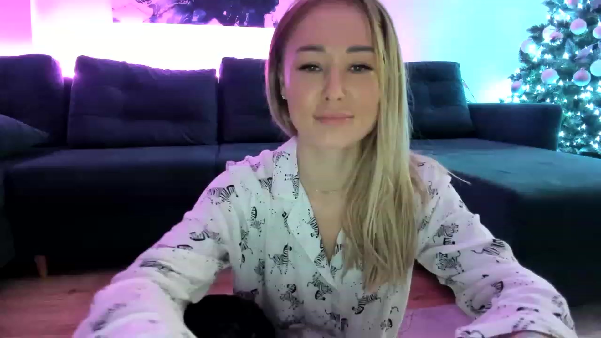 Gallery image thumbnail from AAA_Yas's myfreecams stream on, 01/02/2023, 23:07 image 20 of 20