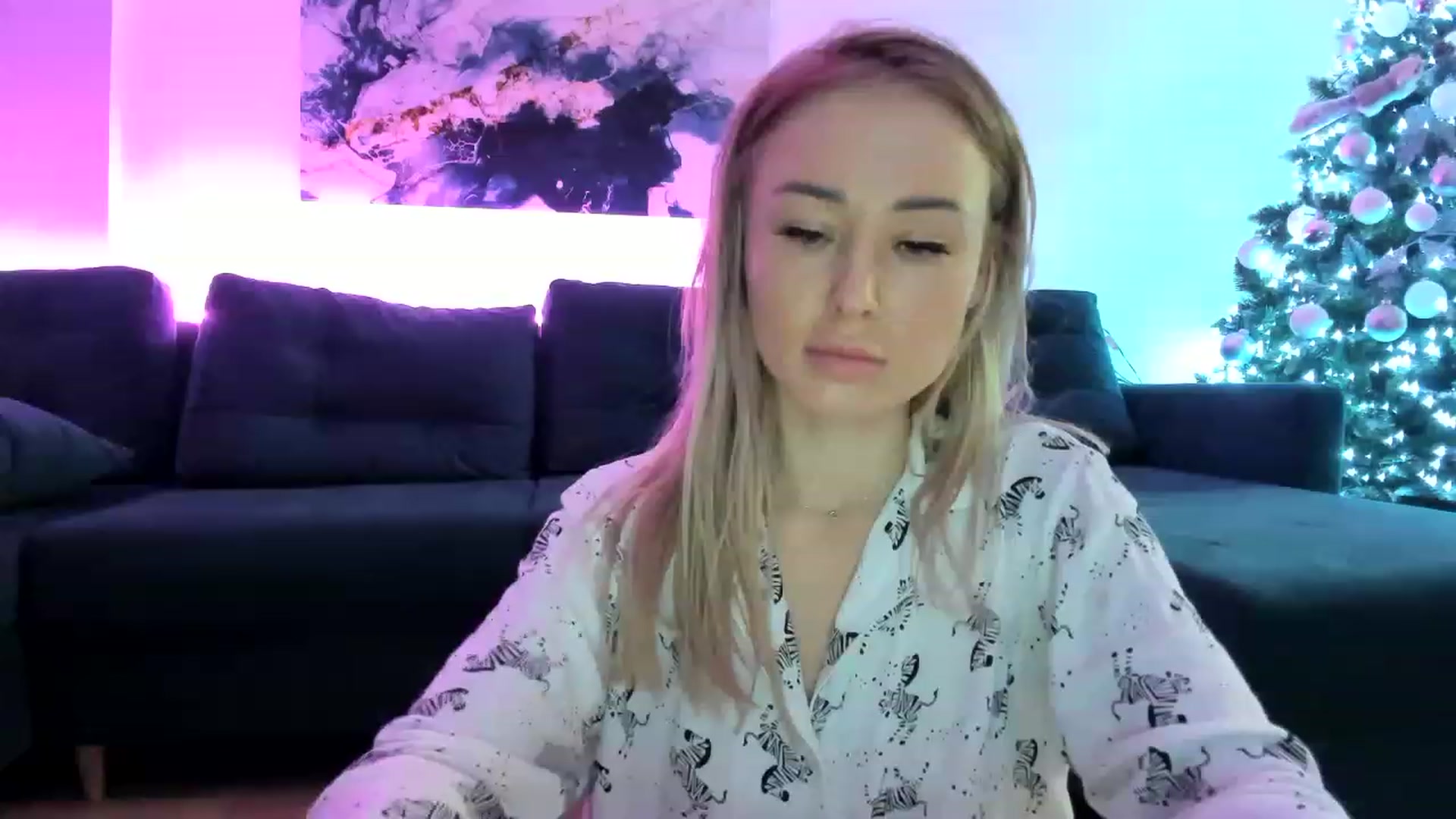 Gallery image thumbnail from AAA_Yas's myfreecams stream on, 01/02/2023, 23:07 image 12 of 20