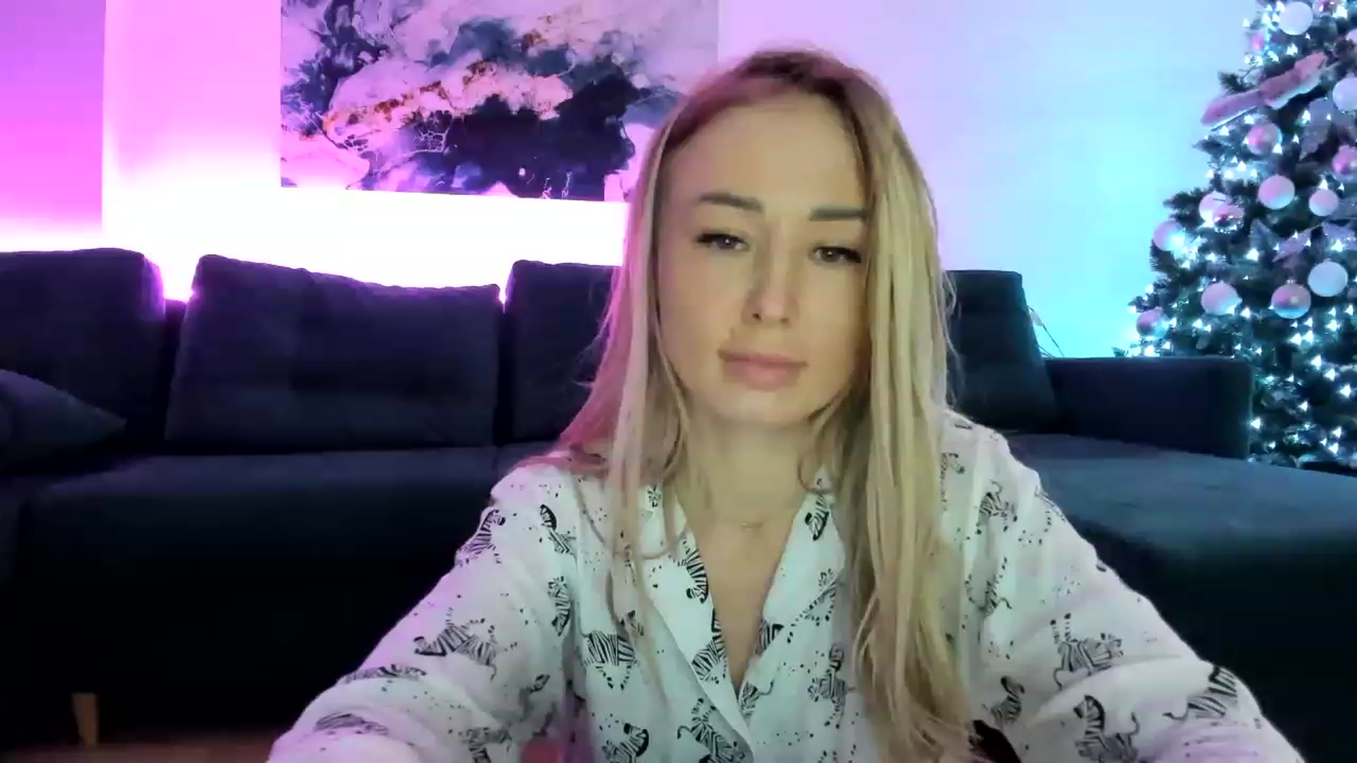 Gallery image thumbnail from AAA_Yas's myfreecams stream on, 01/02/2023, 23:07 image 3 of 20