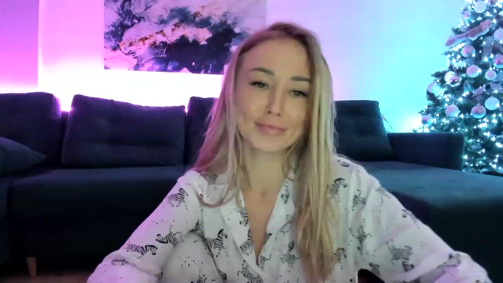 Gallery image thumbnail from AAA_Yas's myfreecams stream on, 01/02/2023, 23:07 image 2 of 20