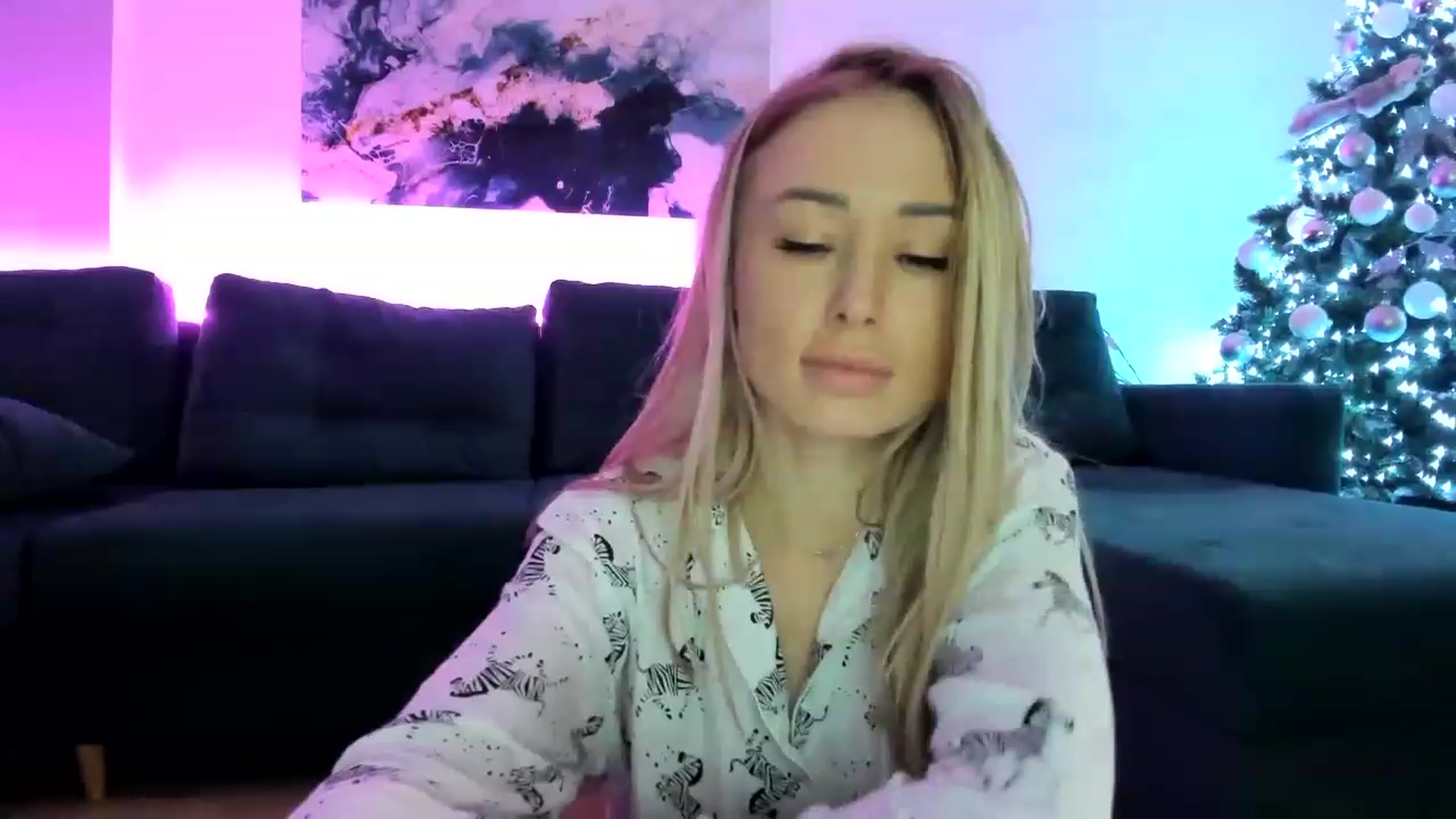 Gallery image thumbnail from AAA_Yas's myfreecams stream on, 01/02/2023, 23:07 image 4 of 20