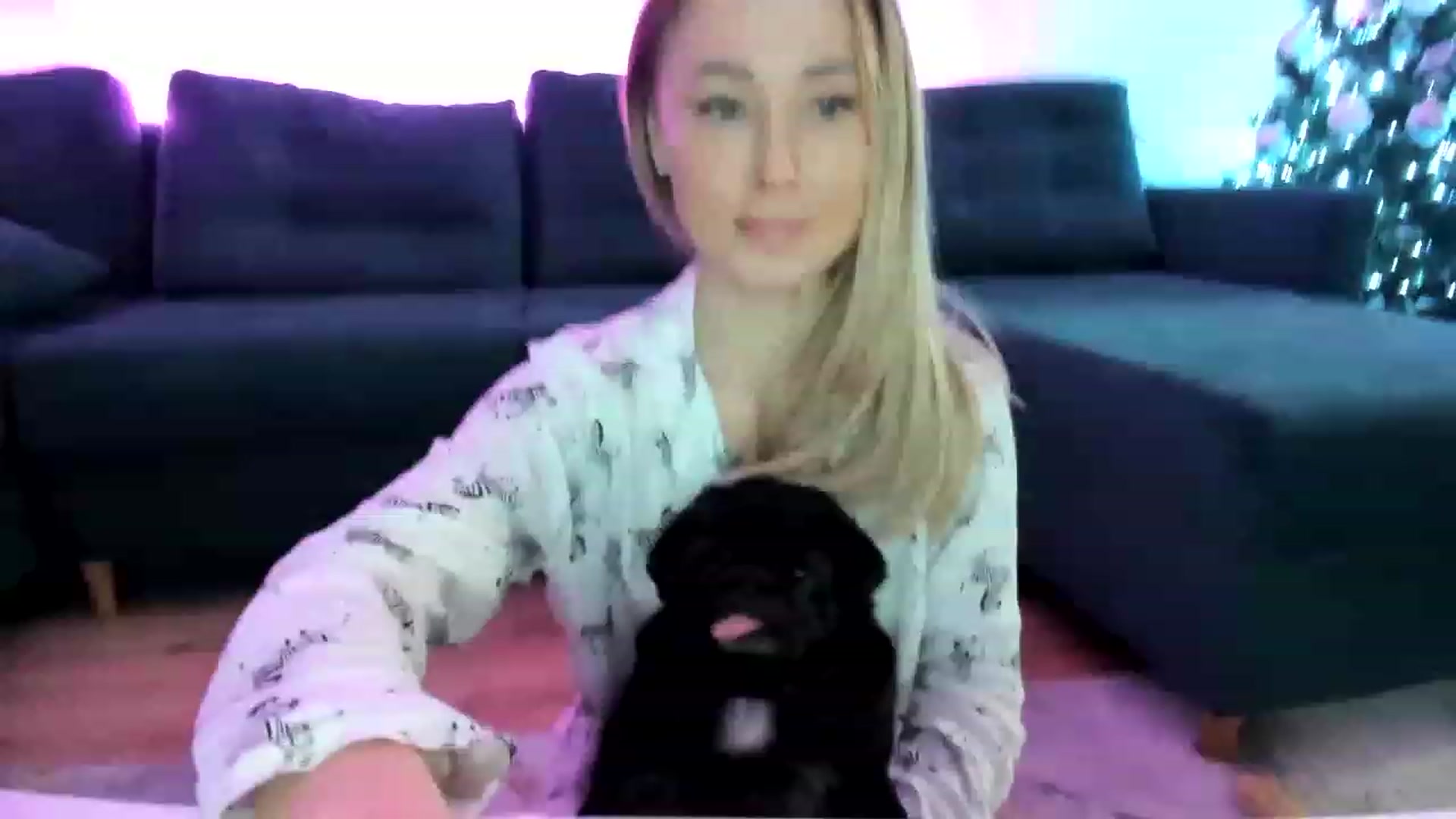 Gallery image thumbnail from AAA_Yas's myfreecams stream on, 01/02/2023, 23:07 image 18 of 20