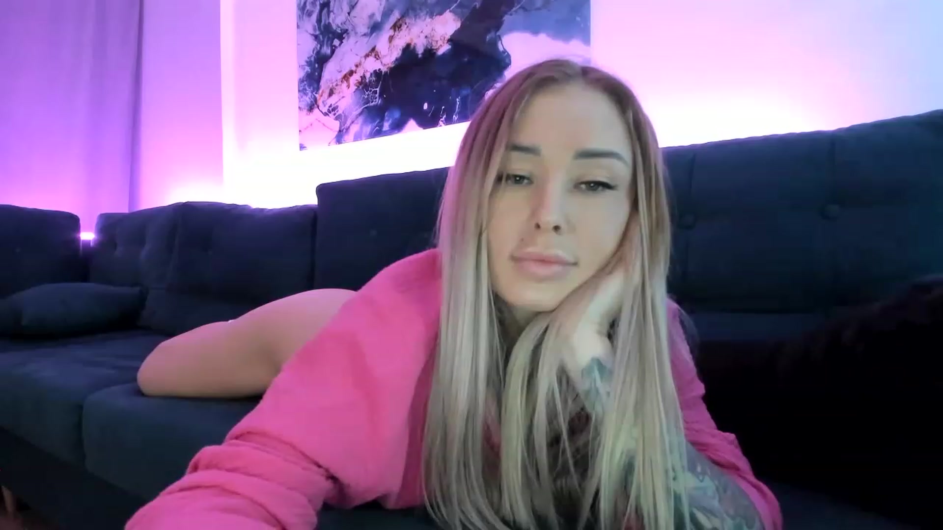 Gallery image thumbnail from AAA_Yas's myfreecams stream on, 01/06/2023, 24:02 image 14 of 20