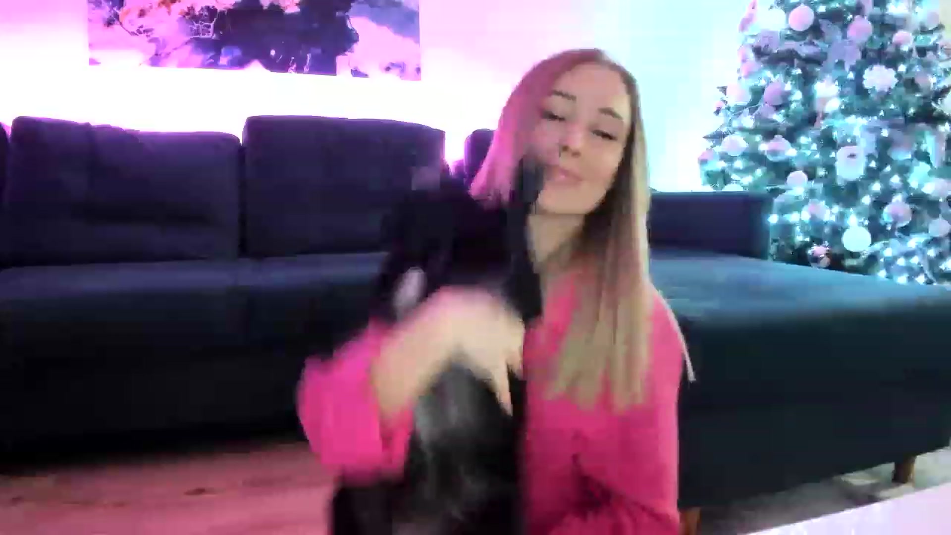Gallery image thumbnail from AAA_Yas's myfreecams stream on, 01/06/2023, 24:02 image 6 of 20