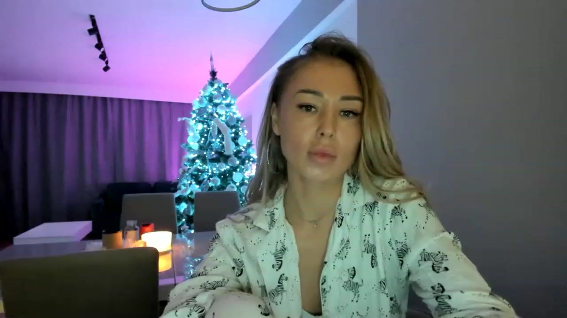 Gallery image thumbnail from AAA_Yas's myfreecams stream on, 01/08/2023, 22:55 image 7 of 20