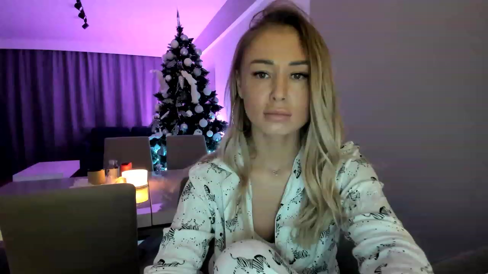 Gallery image thumbnail from AAA_Yas's myfreecams stream on, 01/08/2023, 22:55 image 11 of 20