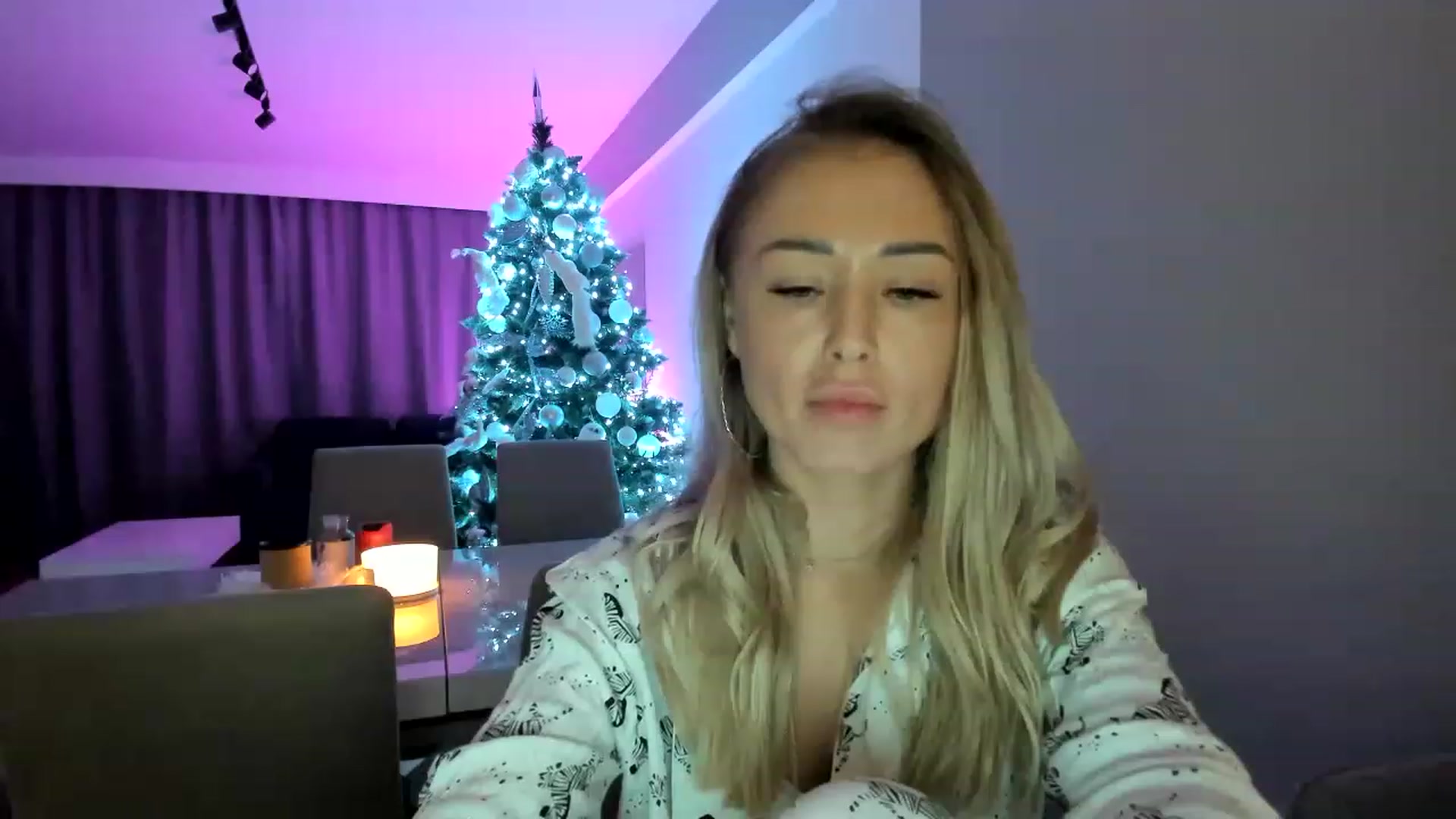 Gallery image thumbnail from AAA_Yas's myfreecams stream on, 01/09/2023, 24:02 image 18 of 20