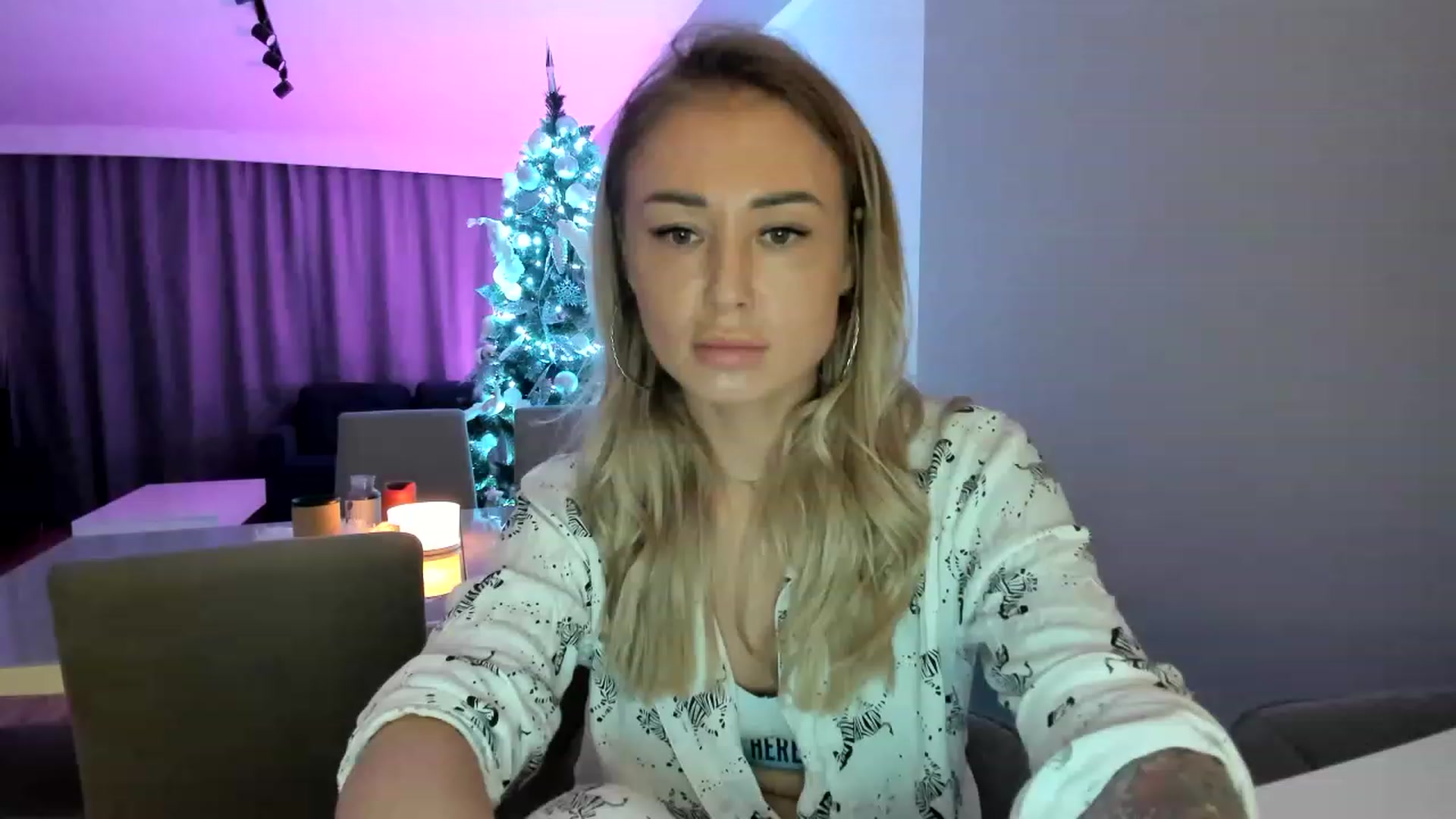 Gallery image thumbnail from AAA_Yas's myfreecams stream on, 01/09/2023, 24:02 image 1 of 20