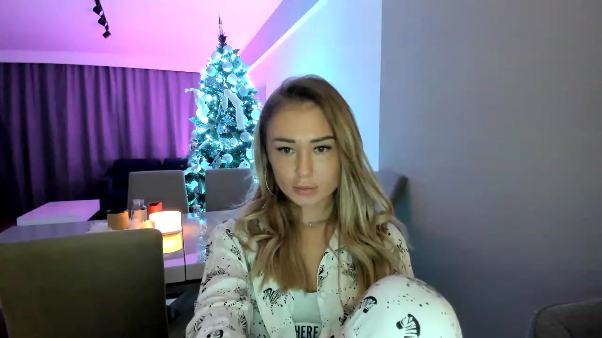 Gallery image thumbnail from AAA_Yas's myfreecams stream on, 01/09/2023, 24:02 image 10 of 20