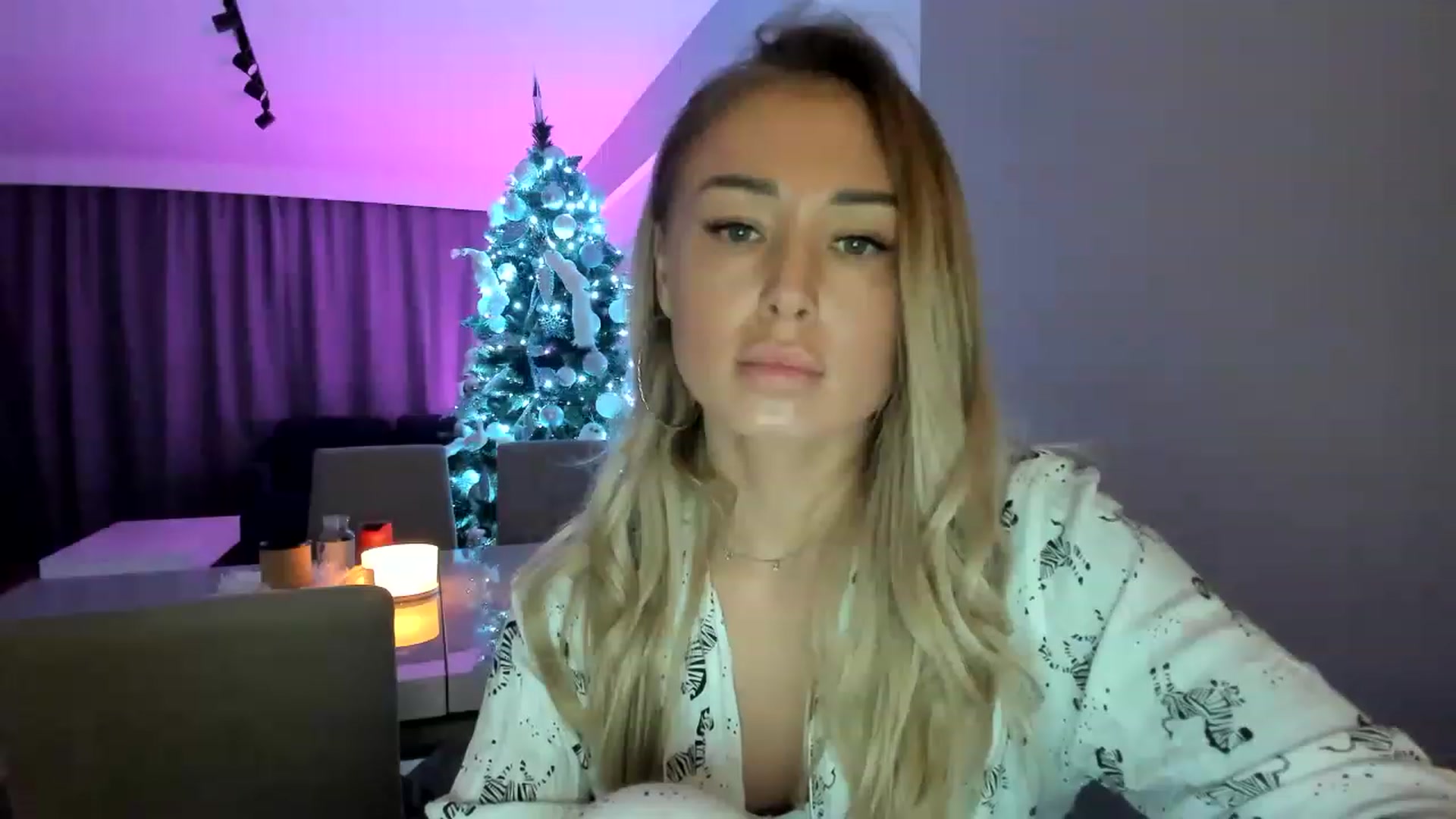 Gallery image thumbnail from AAA_Yas's myfreecams stream on, 01/09/2023, 24:02 image 16 of 20
