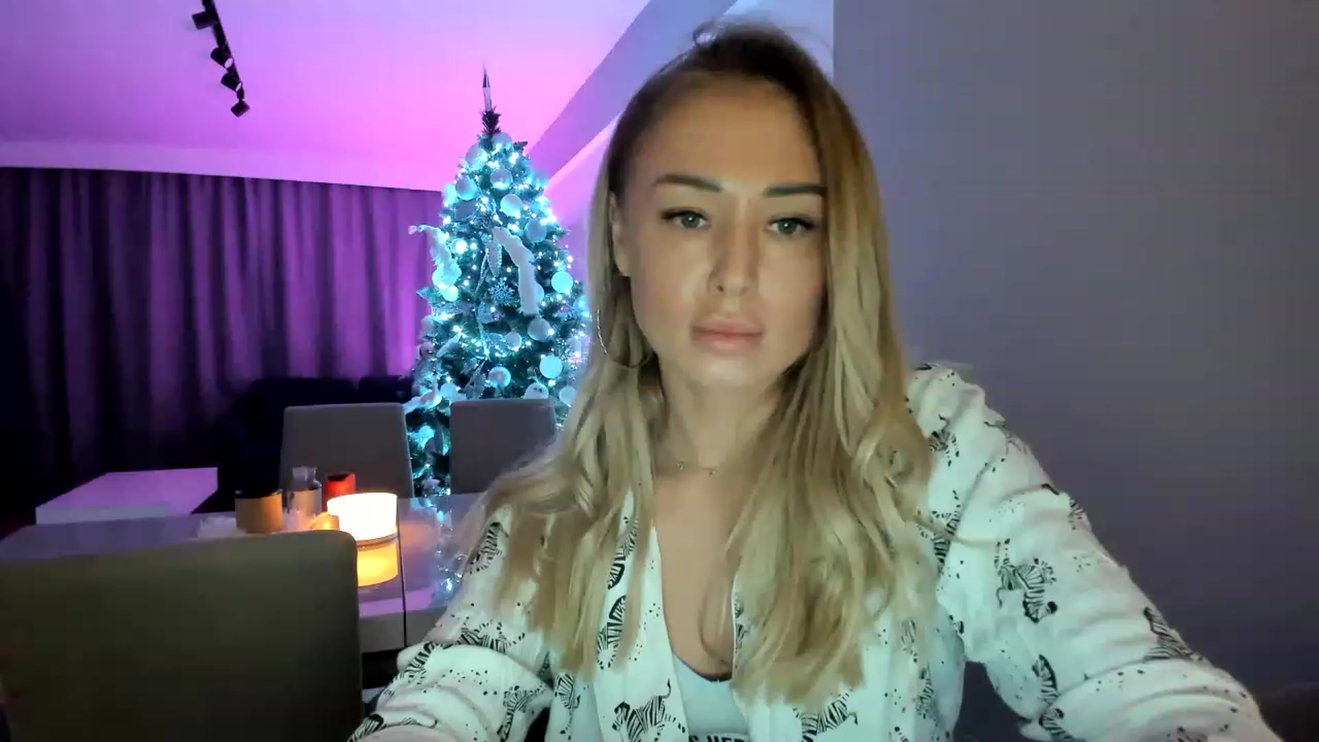Gallery image thumbnail from AAA_Yas's myfreecams stream on, 01/09/2023, 24:41 image 6 of 20