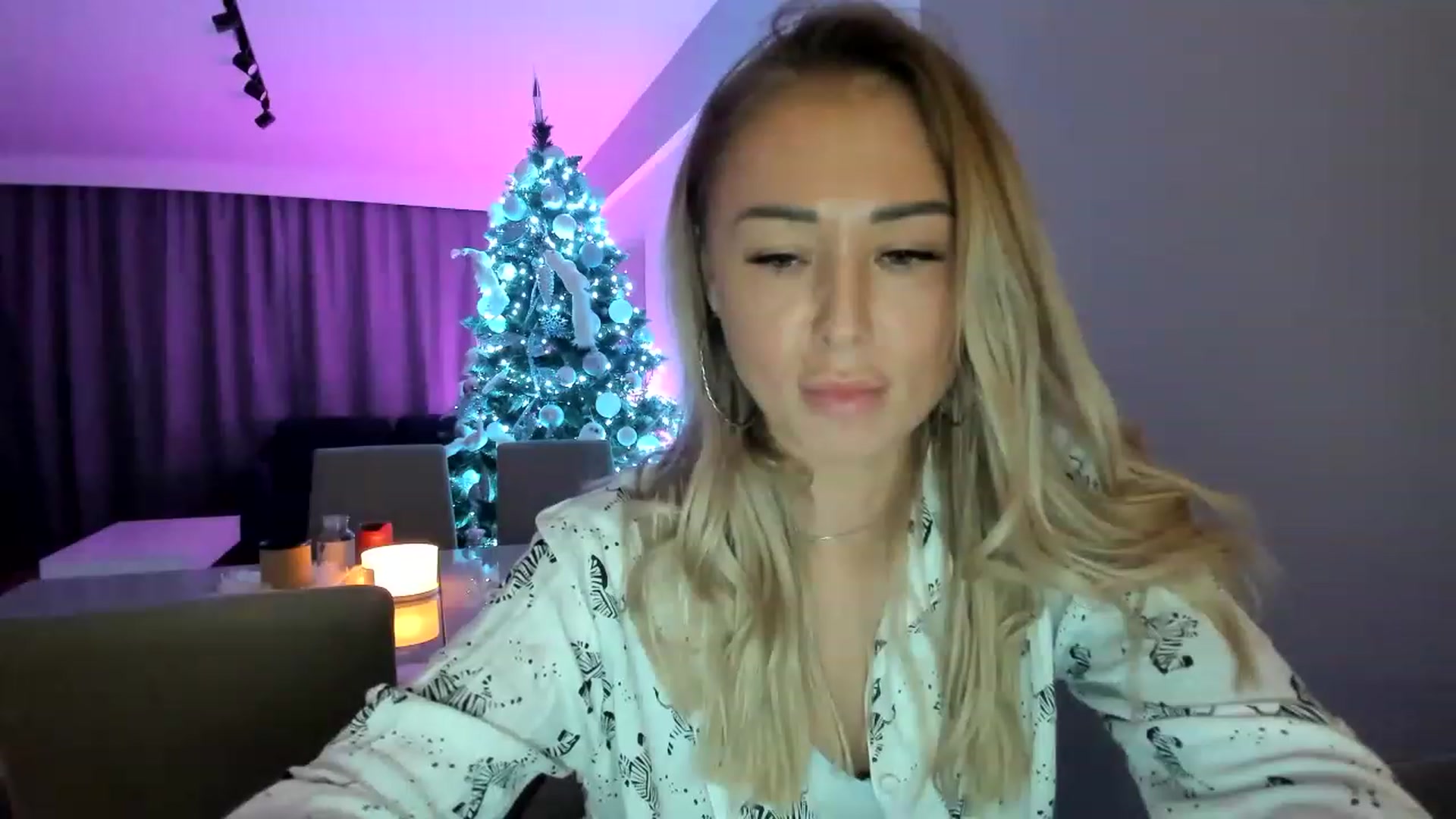 Gallery image thumbnail from AAA_Yas's myfreecams stream on, 01/09/2023, 24:41 image 15 of 20