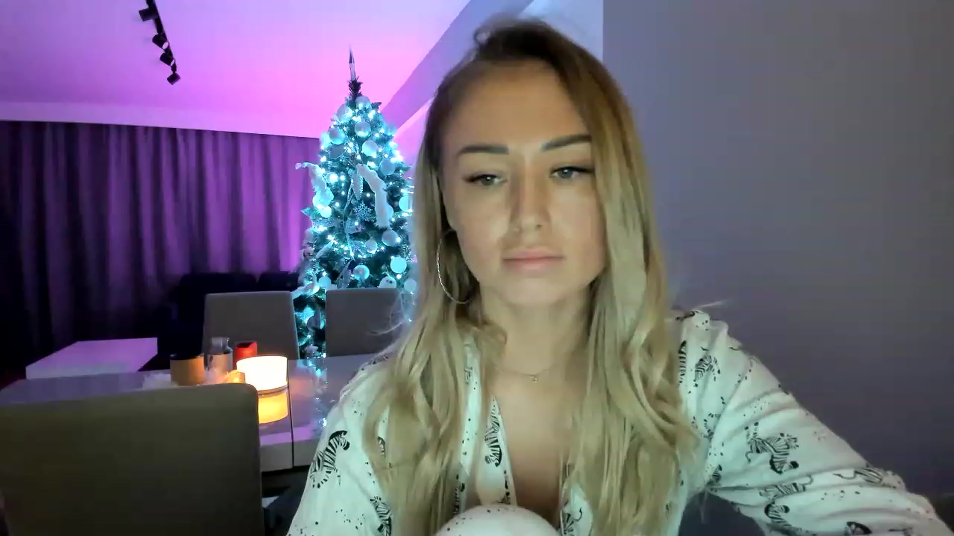 Gallery image thumbnail from AAA_Yas's myfreecams stream on, 01/09/2023, 24:41 image 8 of 20