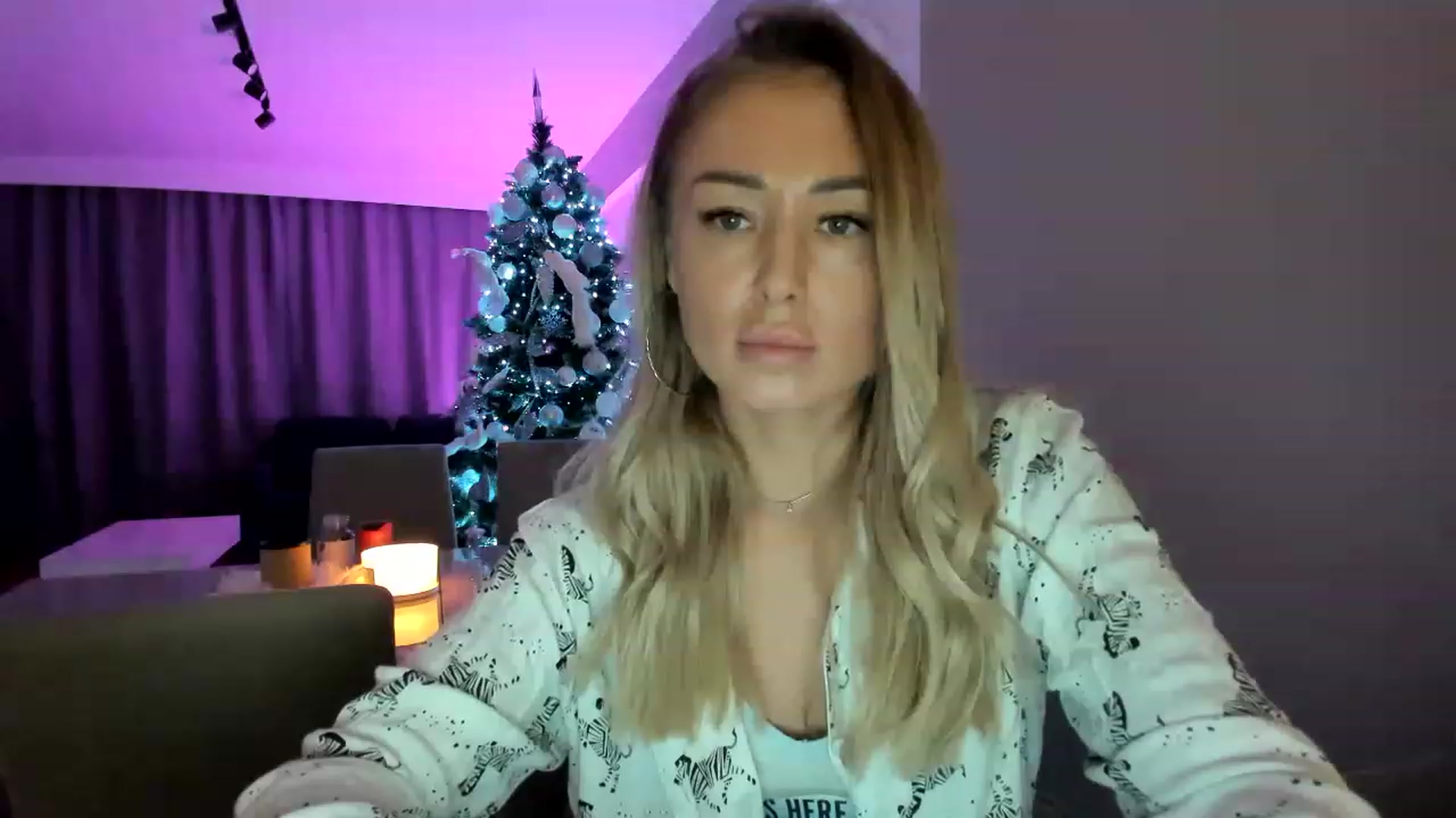 Gallery image thumbnail from AAA_Yas's myfreecams stream on, 01/09/2023, 24:41 image 3 of 20