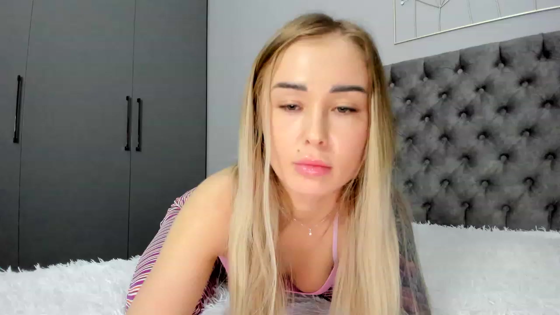 Gallery image thumbnail from AAA_Yas's myfreecams stream on, 01/12/2023, 21:23 image 6 of 20