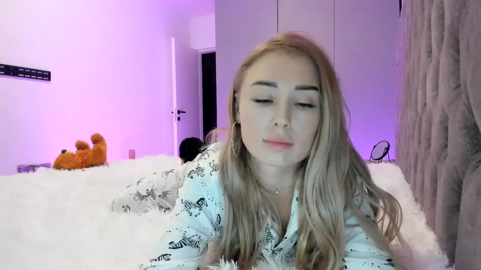 Gallery image thumbnail from AAA_Yas's myfreecams stream on, 01/19/2023, 24:03 image 10 of 20