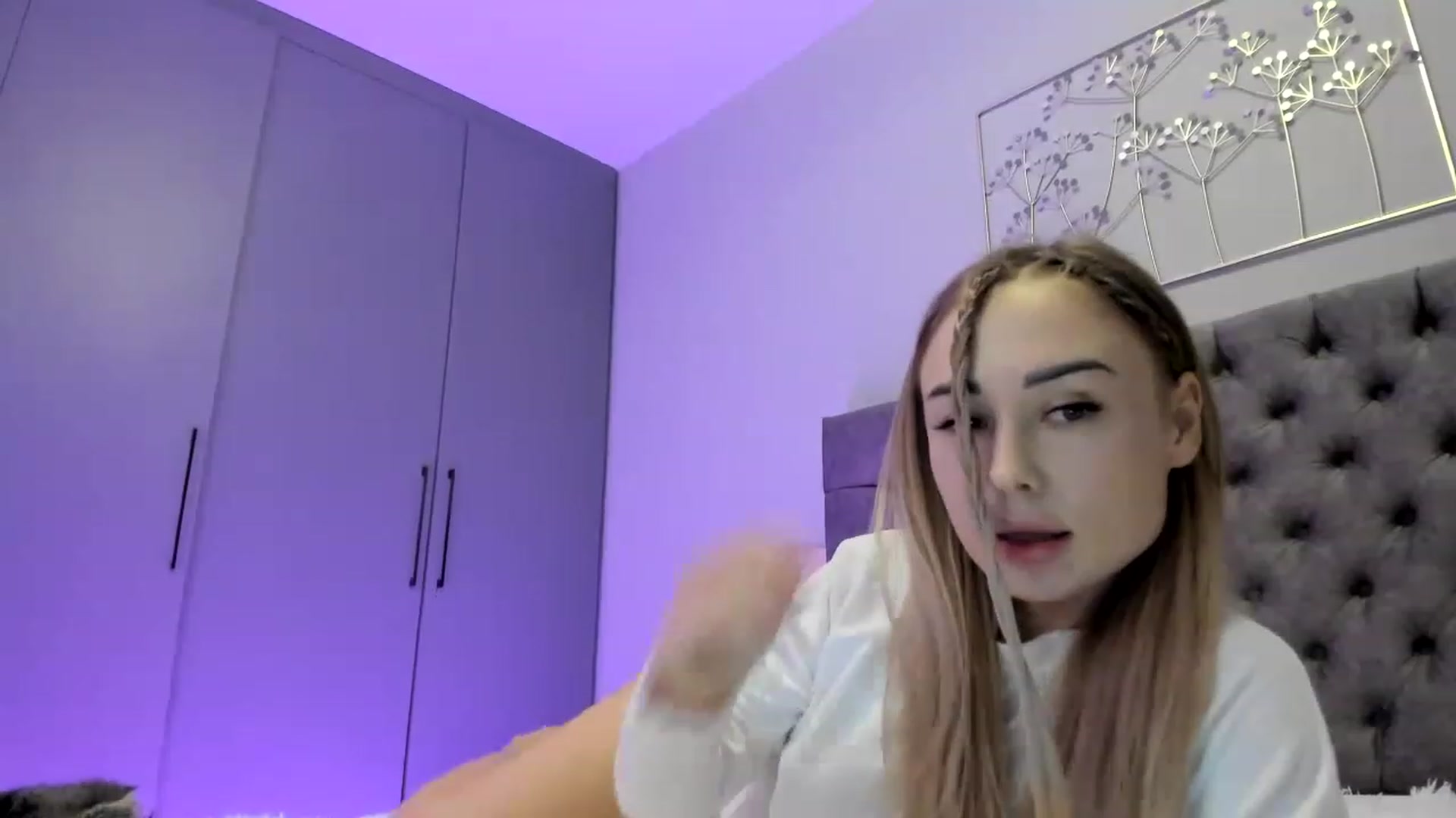 Gallery image thumbnail from AAA_Yas's myfreecams stream on, 01/20/2023, 20:07 image 8 of 20