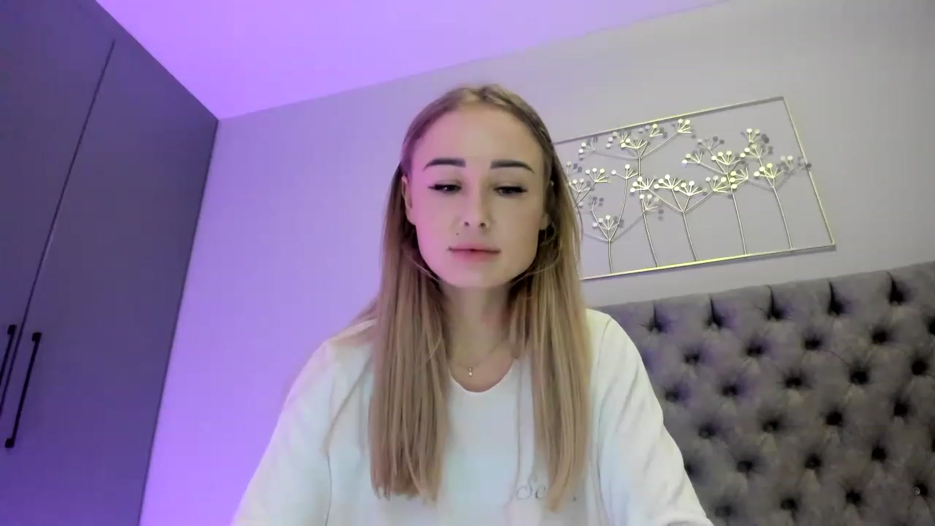 Gallery image thumbnail from AAA_Yas's myfreecams stream on, 01/20/2023, 22:20 image 12 of 20