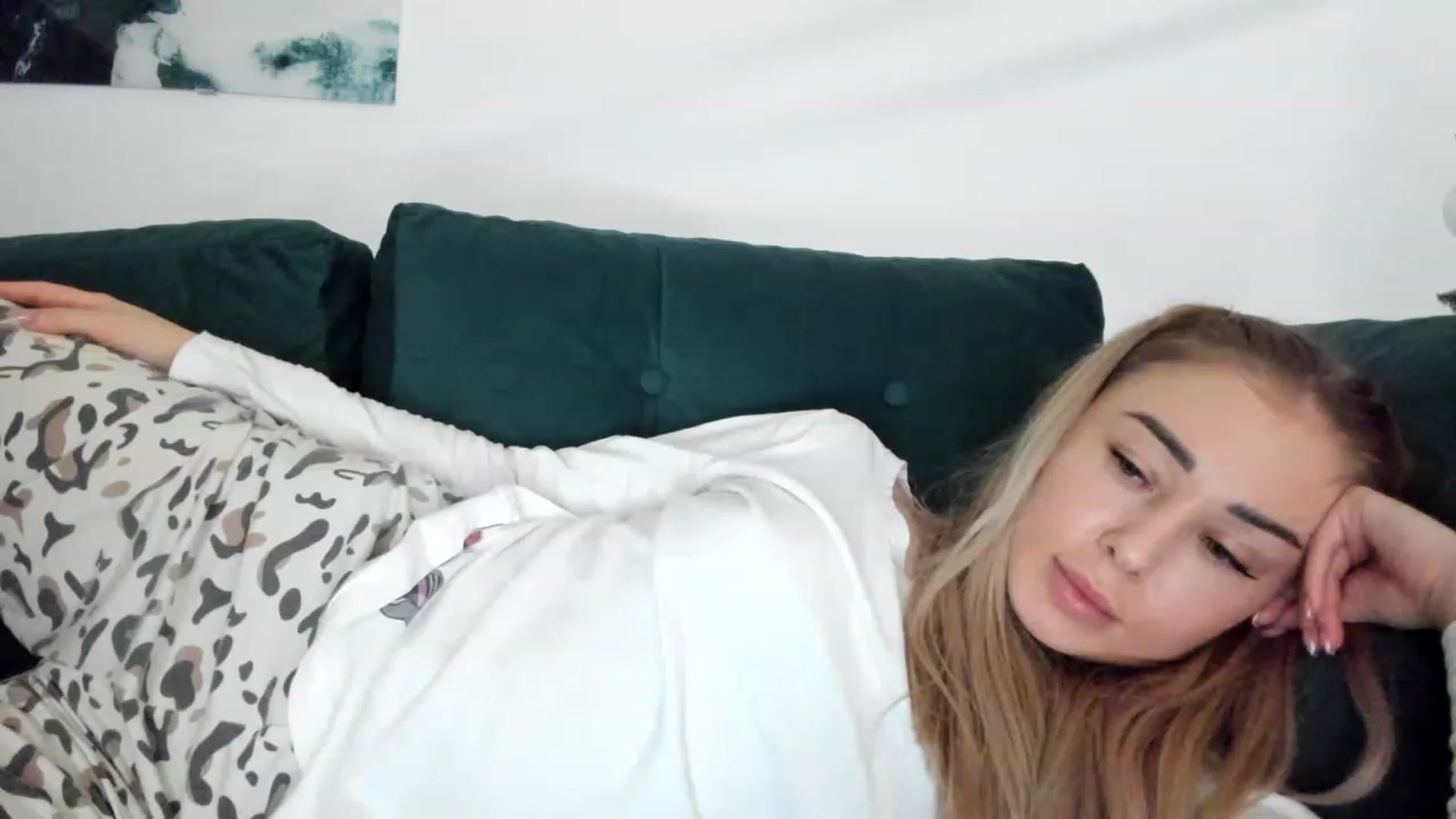 Gallery image thumbnail from AAA_Yas's myfreecams stream on, 01/30/2023, 20:23 image 13 of 20
