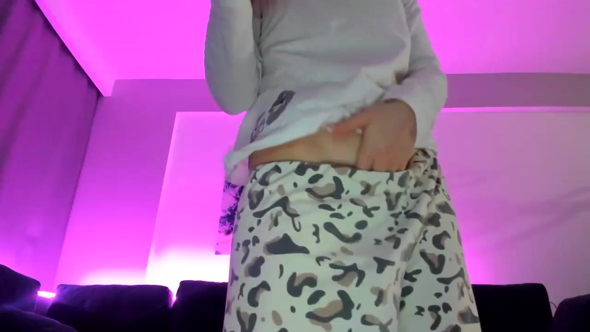 Gallery image thumbnail from AAA_Yas's myfreecams stream on, 01/30/2023, 22:51 image 13 of 20