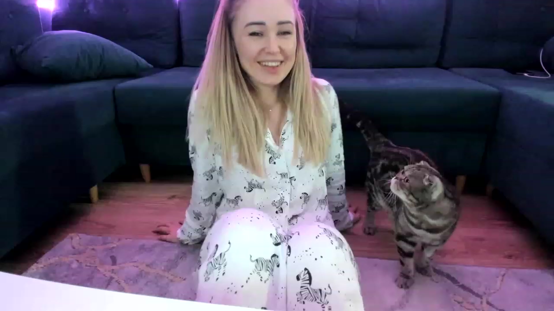 Gallery image thumbnail from AAA_Yas's myfreecams stream on, 02/05/2023, 24:04 image 18 of 20