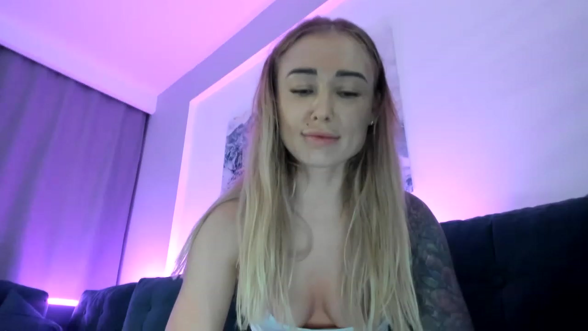 Gallery image thumbnail from AAA_Yas's myfreecams stream on, 02/09/2023, 20:35 image 18 of 20