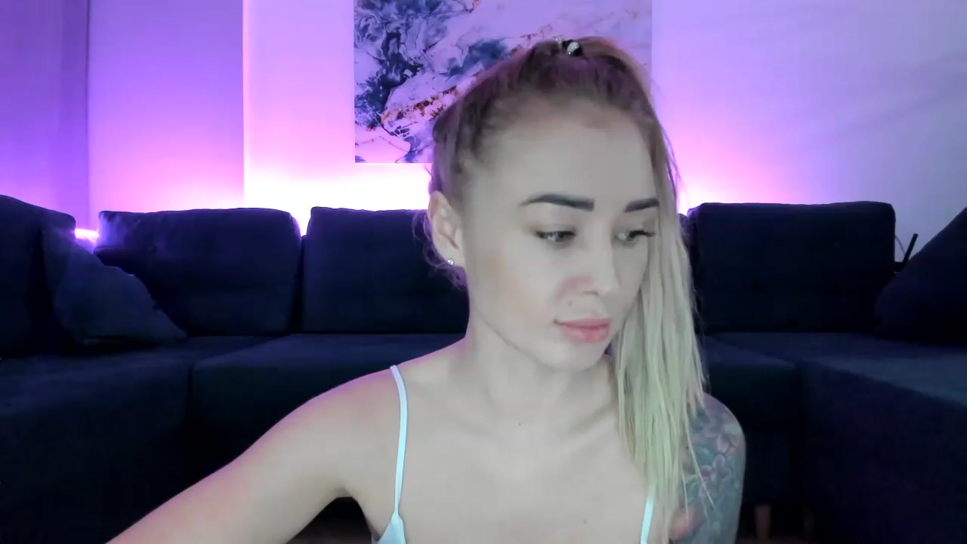 Gallery image thumbnail from AAA_Yas's myfreecams stream on, 02/10/2023, 24:17 image 4 of 20