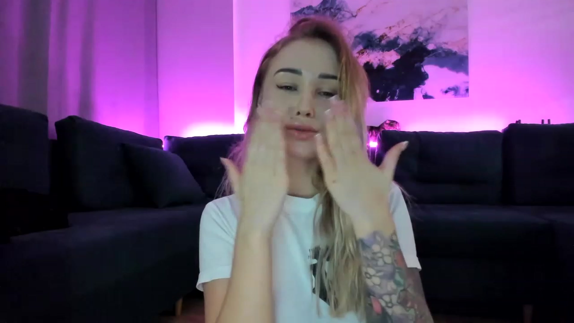 Gallery image thumbnail from AAA_Yas's myfreecams stream on, 02/18/2023, 19:58 image 13 of 20