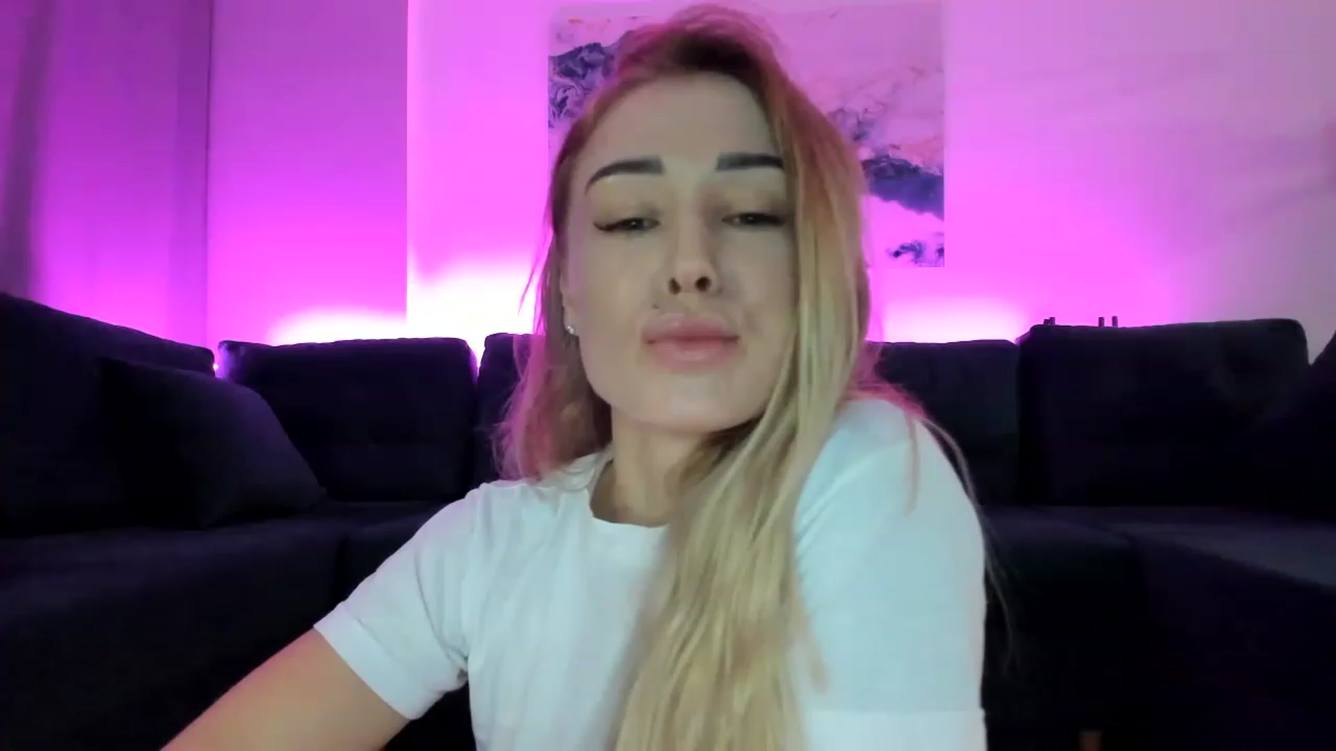 Gallery image thumbnail from AAA_Yas's myfreecams stream on, 02/18/2023, 19:58 image 5 of 20