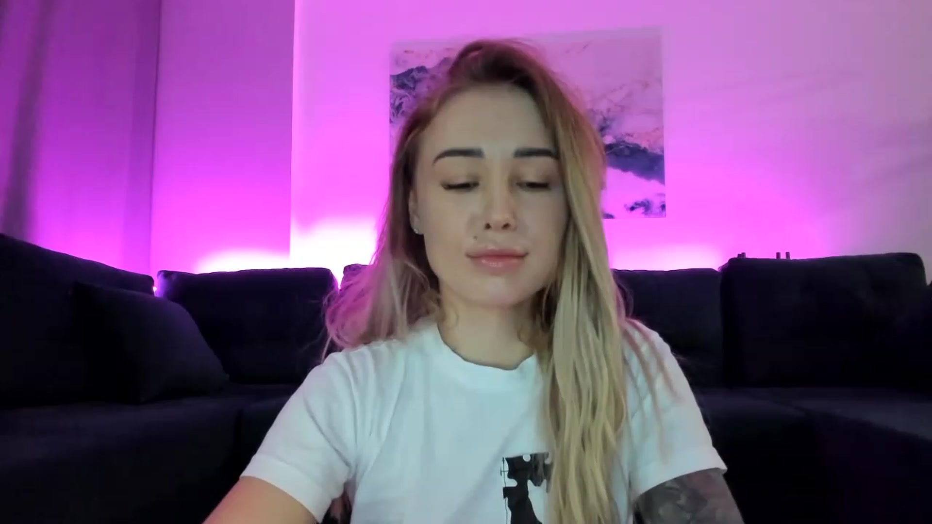 Gallery image thumbnail from AAA_Yas's myfreecams stream on, 02/18/2023, 19:58 image 15 of 20