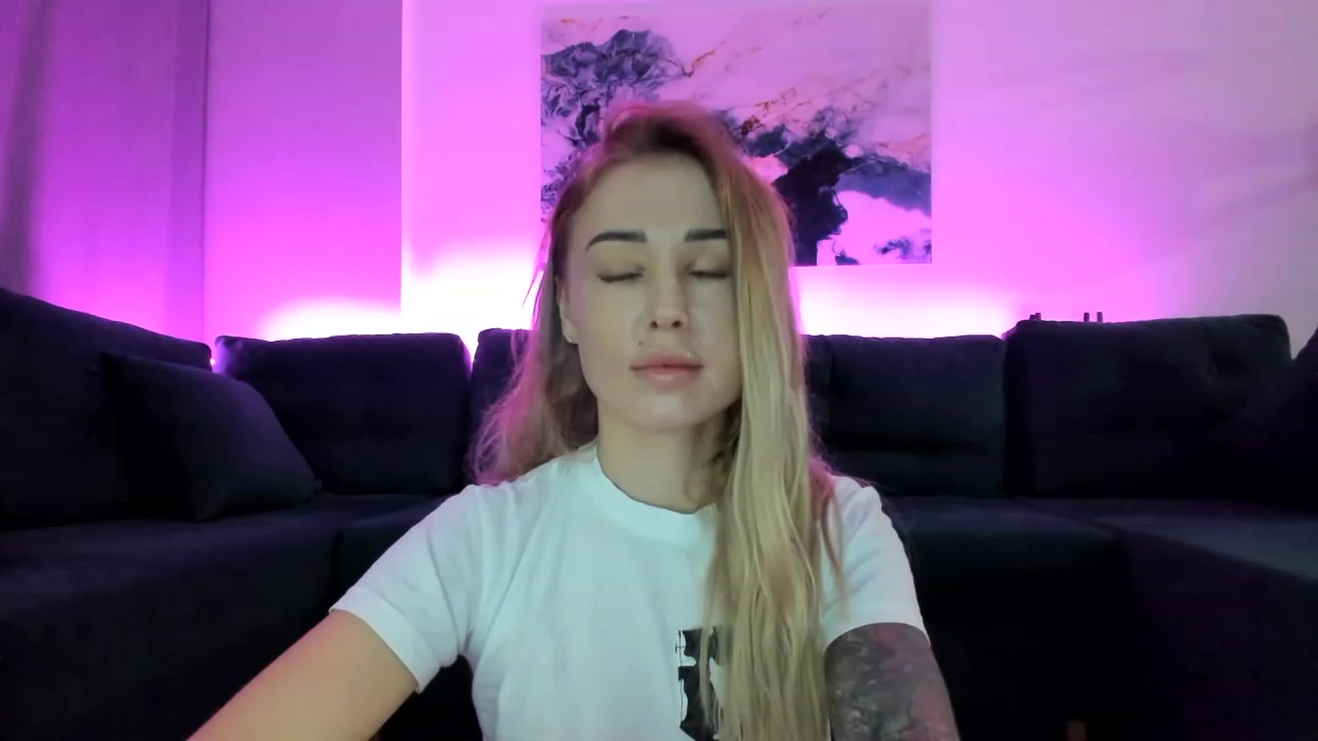 Gallery image thumbnail from AAA_Yas's myfreecams stream on, 02/18/2023, 19:58 image 8 of 20