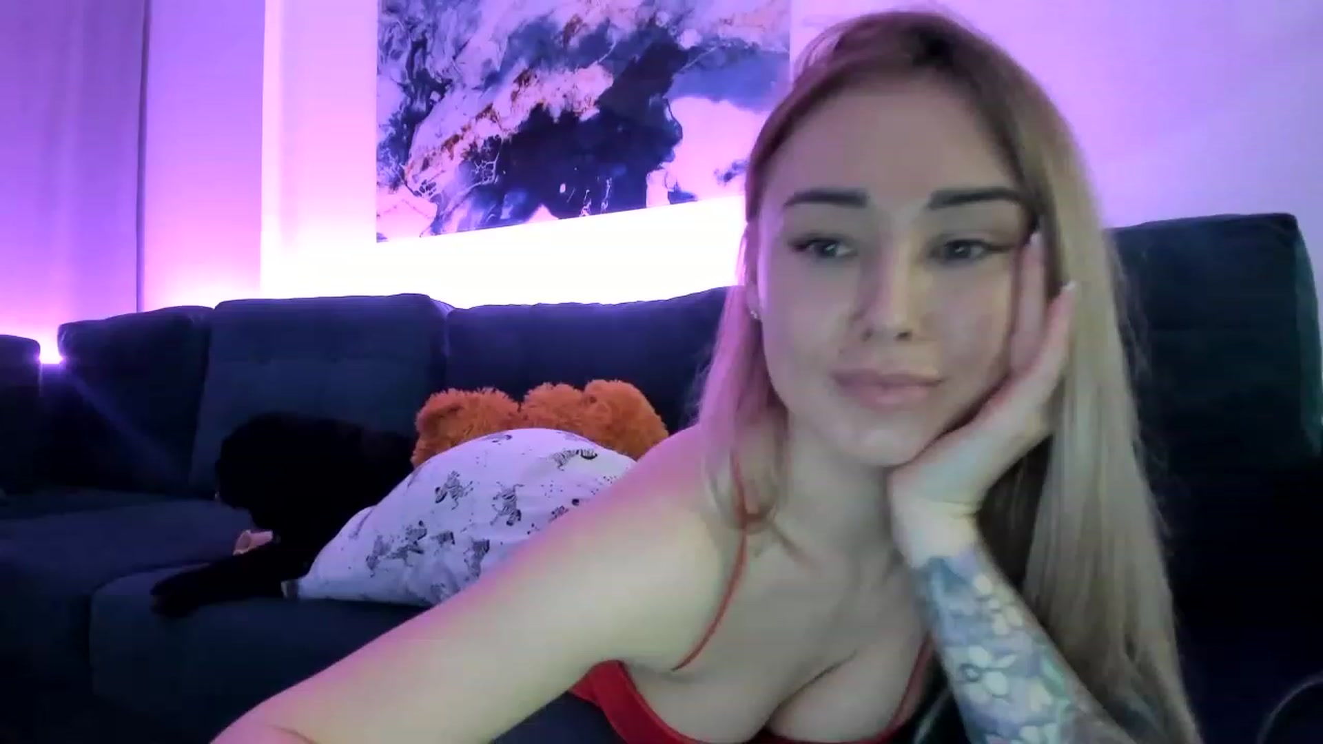 Gallery image thumbnail from AAA_Yas's myfreecams stream on, 02/19/2023, 22:32 image 10 of 20