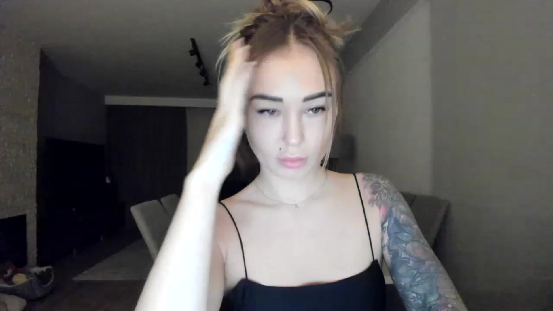 Gallery image thumbnail from AAA_Yas's myfreecams stream on, 03/02/2023, 20:07 image 11 of 20