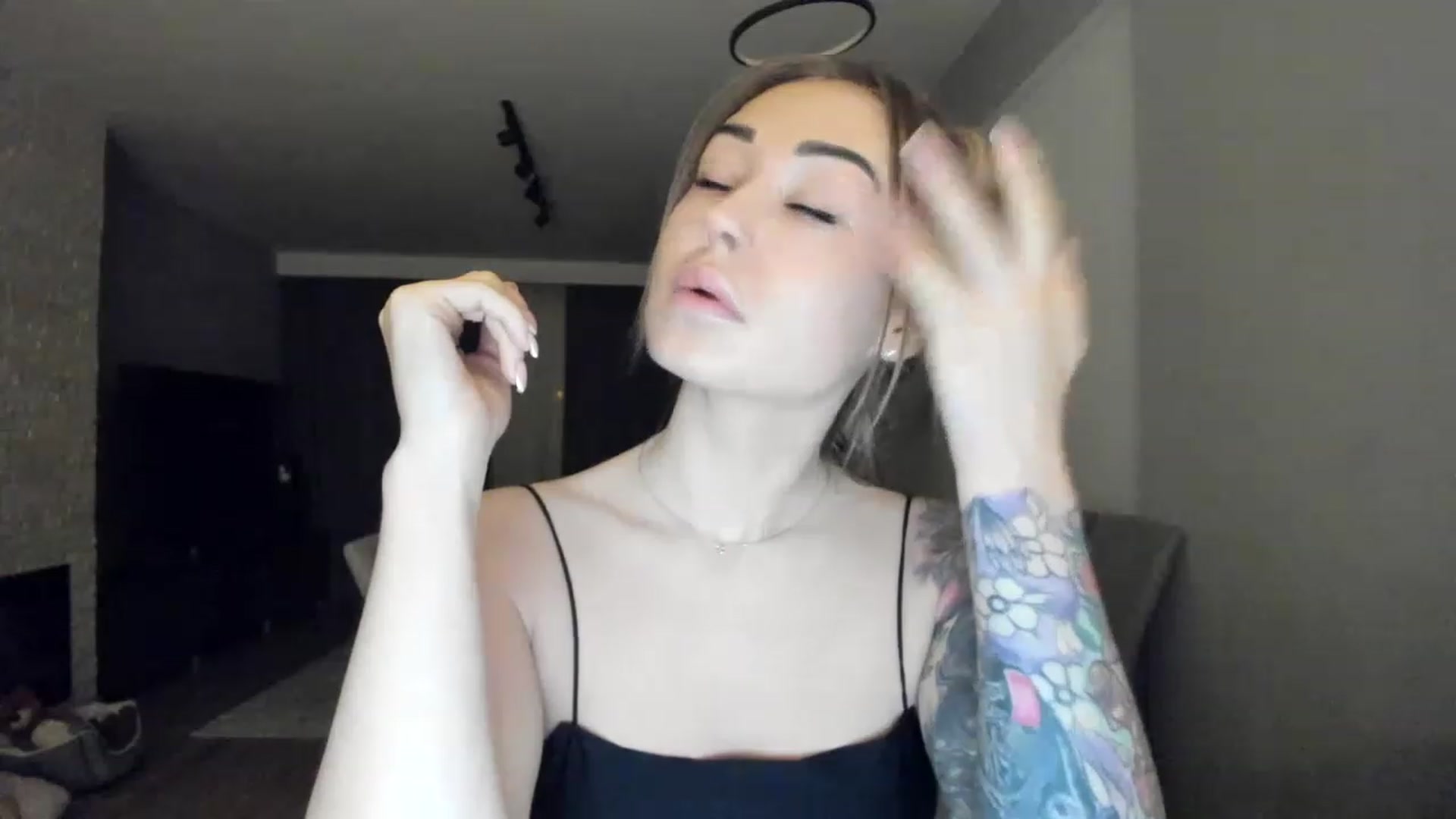 Gallery image thumbnail from AAA_Yas's myfreecams stream on, 03/02/2023, 20:07 image 19 of 20